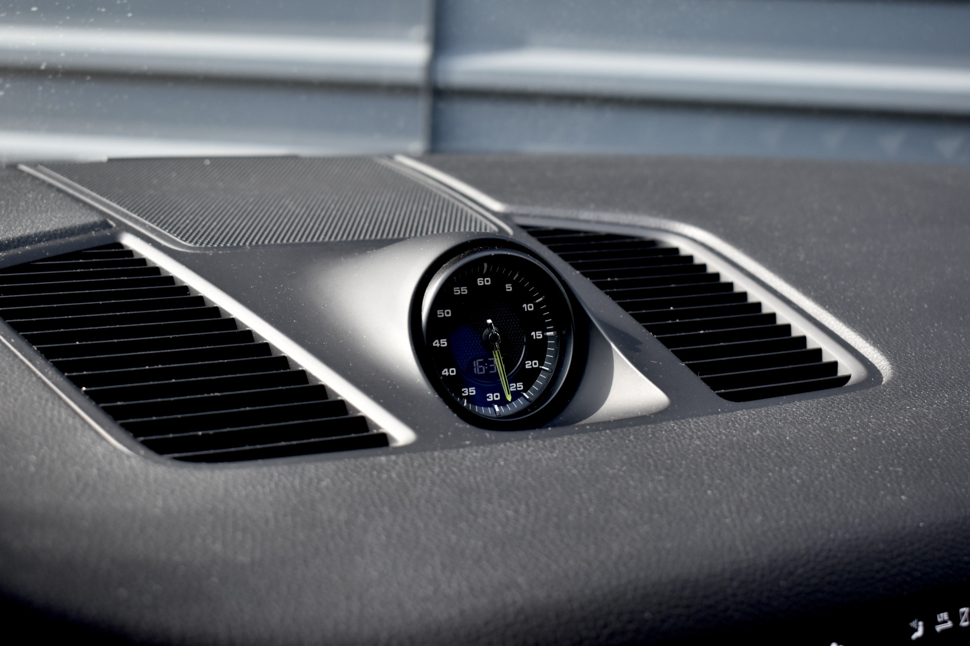 Foto van Porsche Cayenne E-hybrid