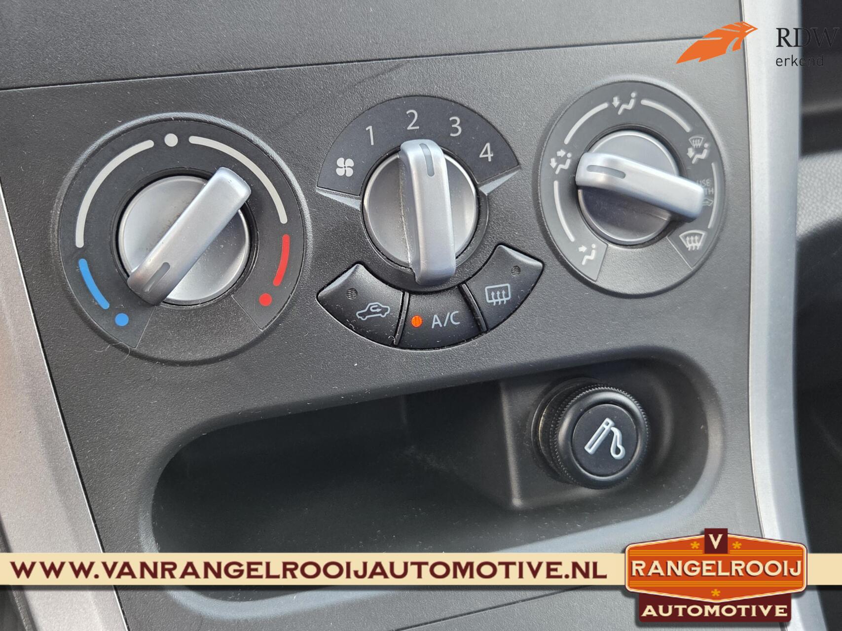 Foto van Opel Agila