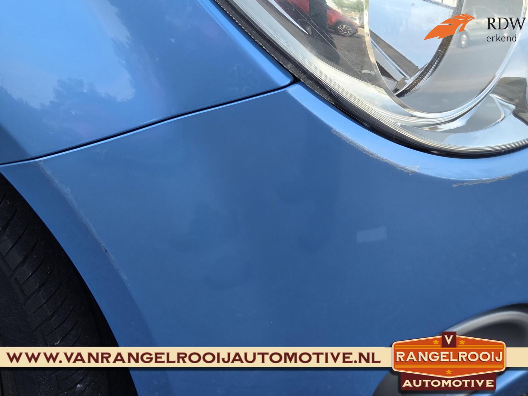 Foto van Opel Agila