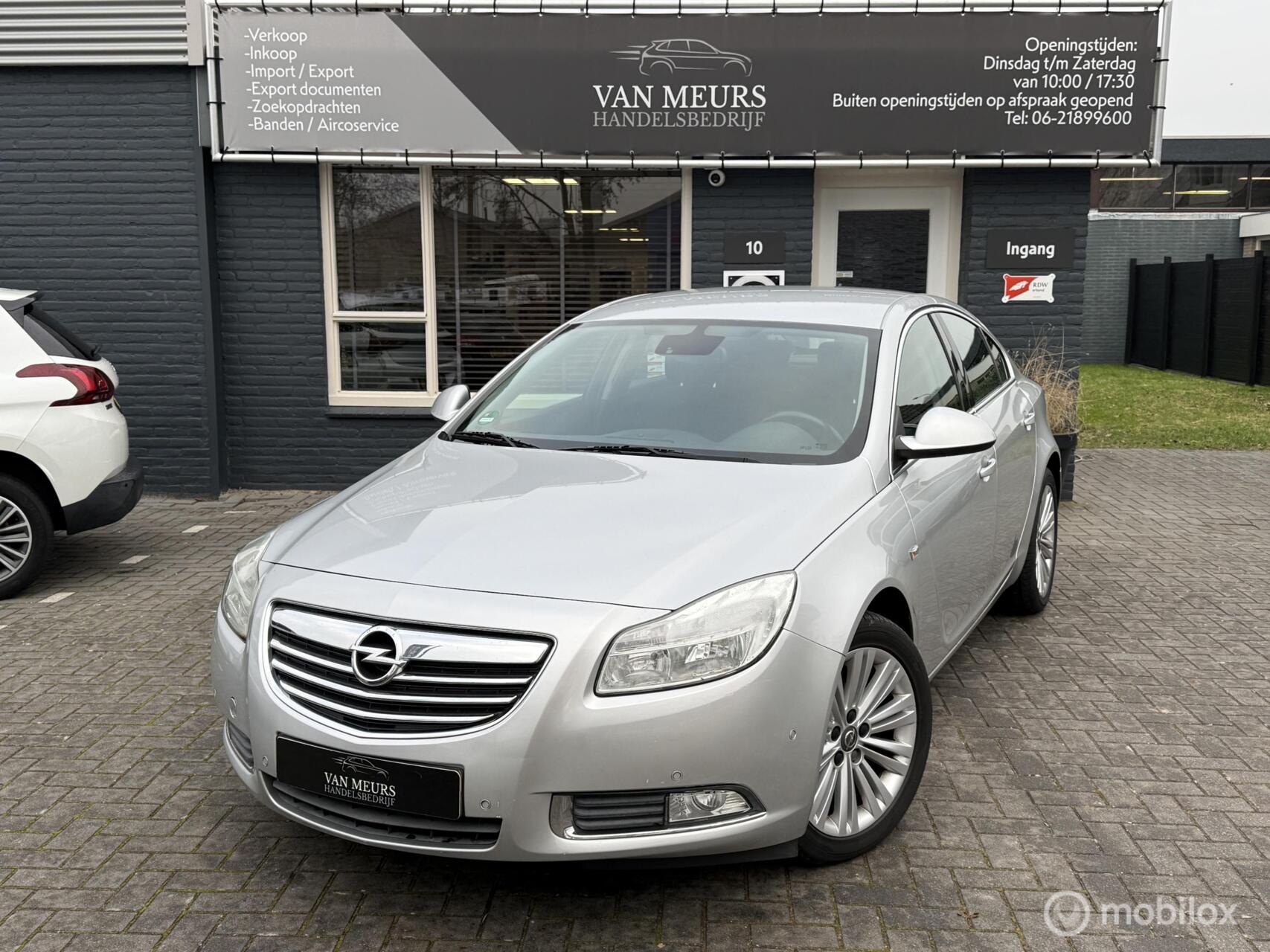 Opel Insignia 2.0 CDTI EcoFLEX Design Edition, Cruise, trekhaak, apk 04-2026 2013 - voorkant