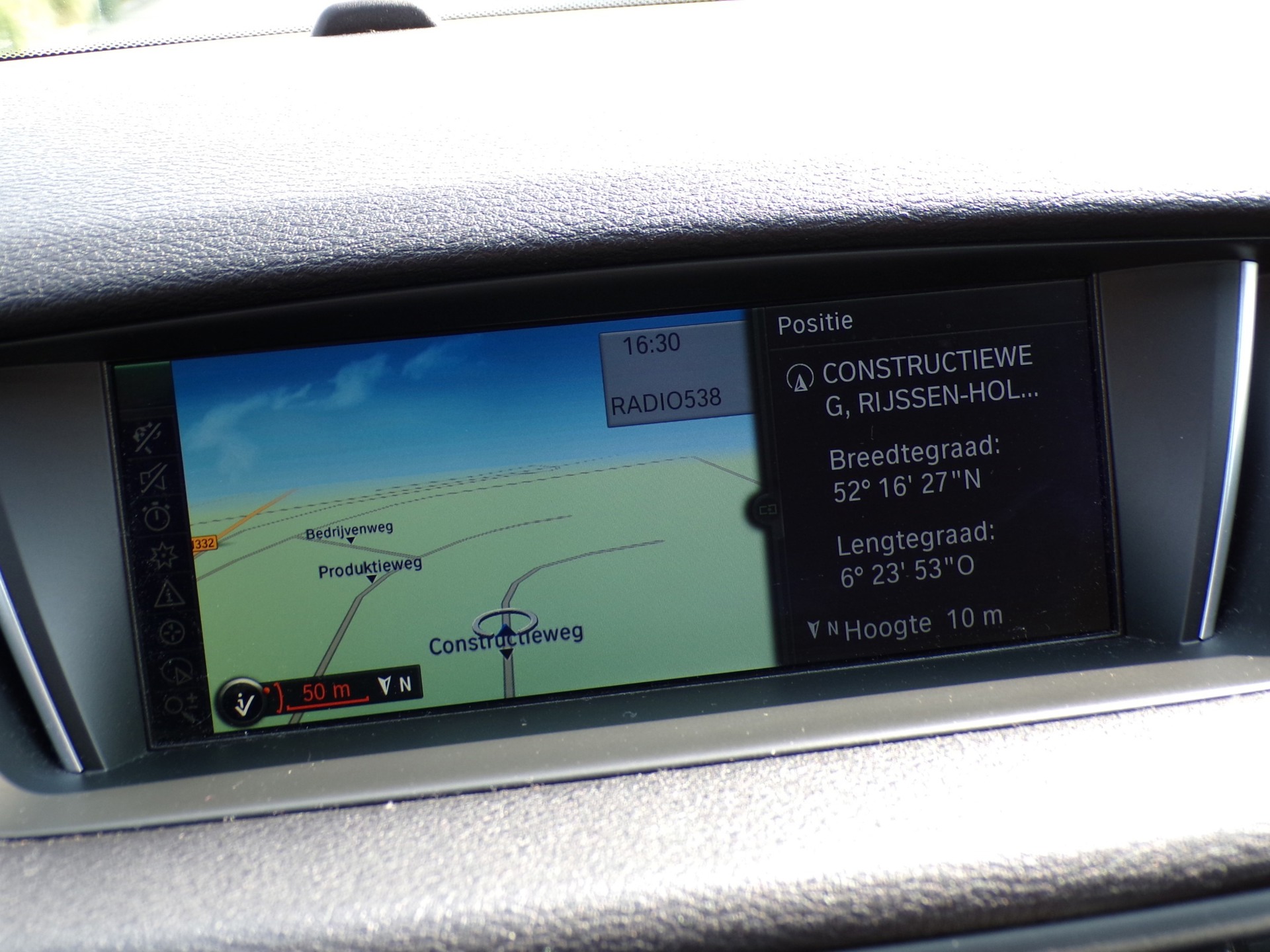 Foto van BMW X1 Xdrive20i