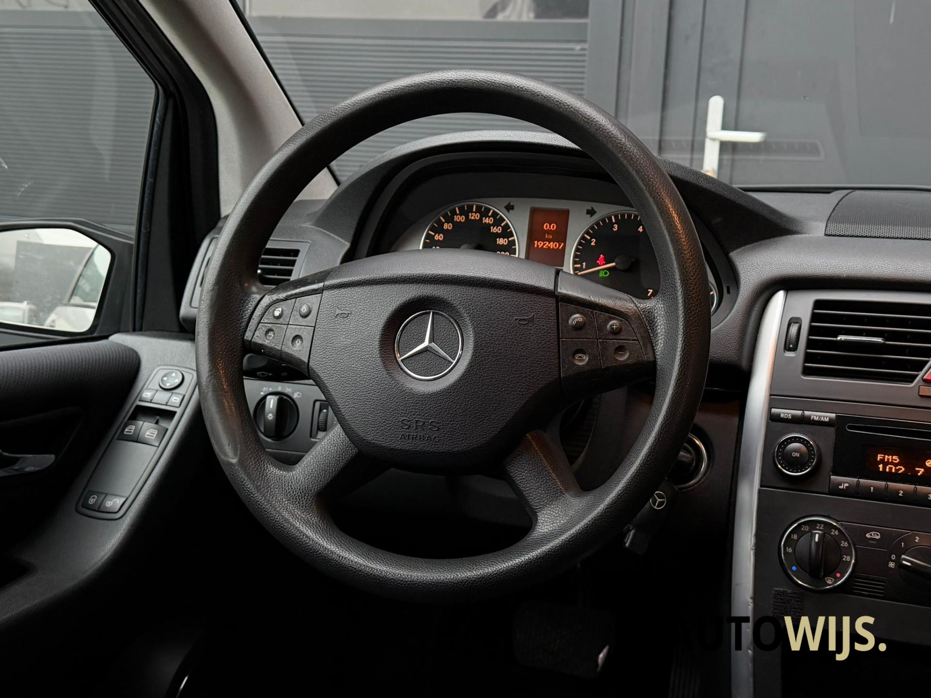 Foto van Mercedes-Benz B 200