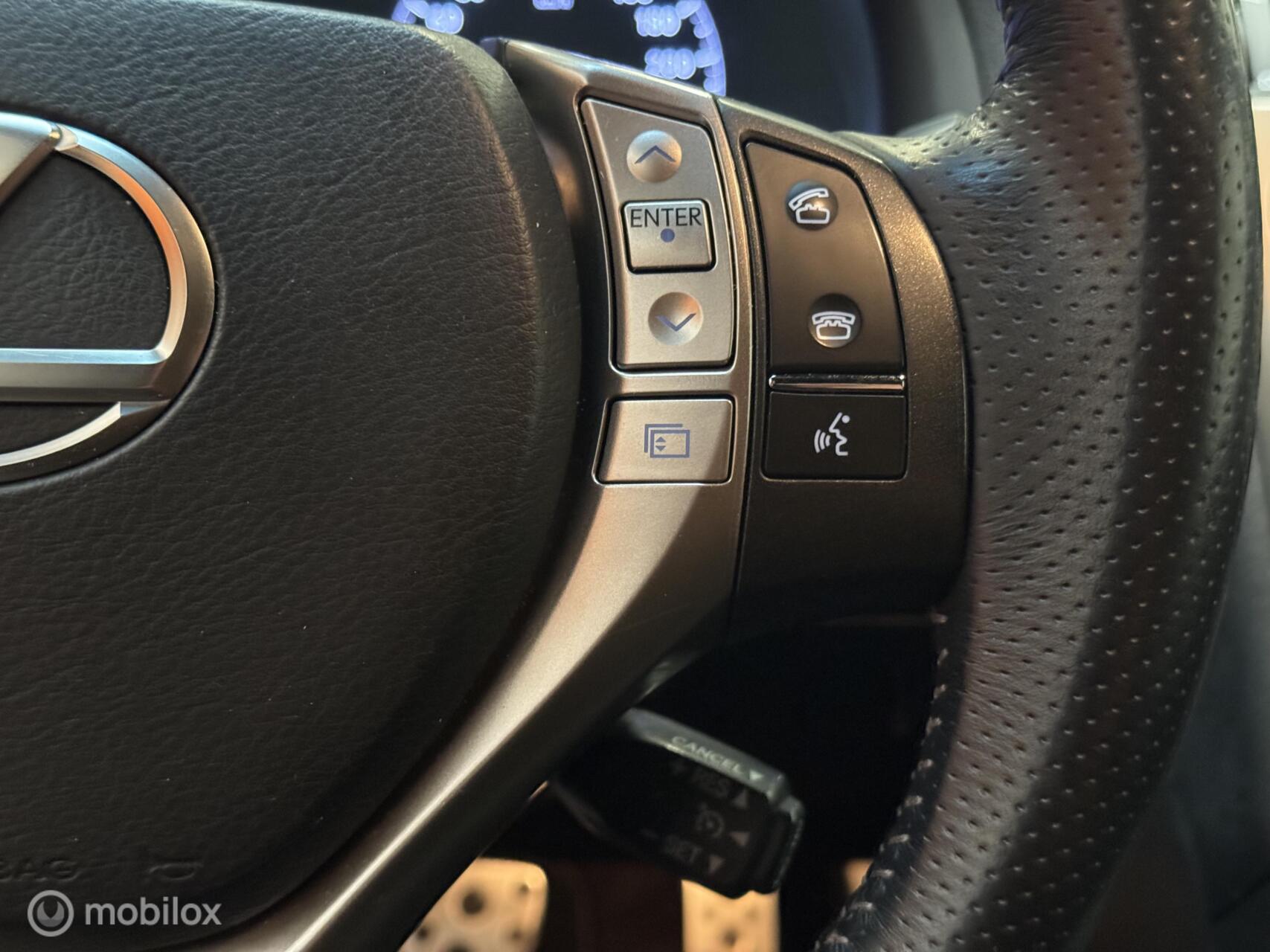 Foto van Lexus Lexus Rx450h