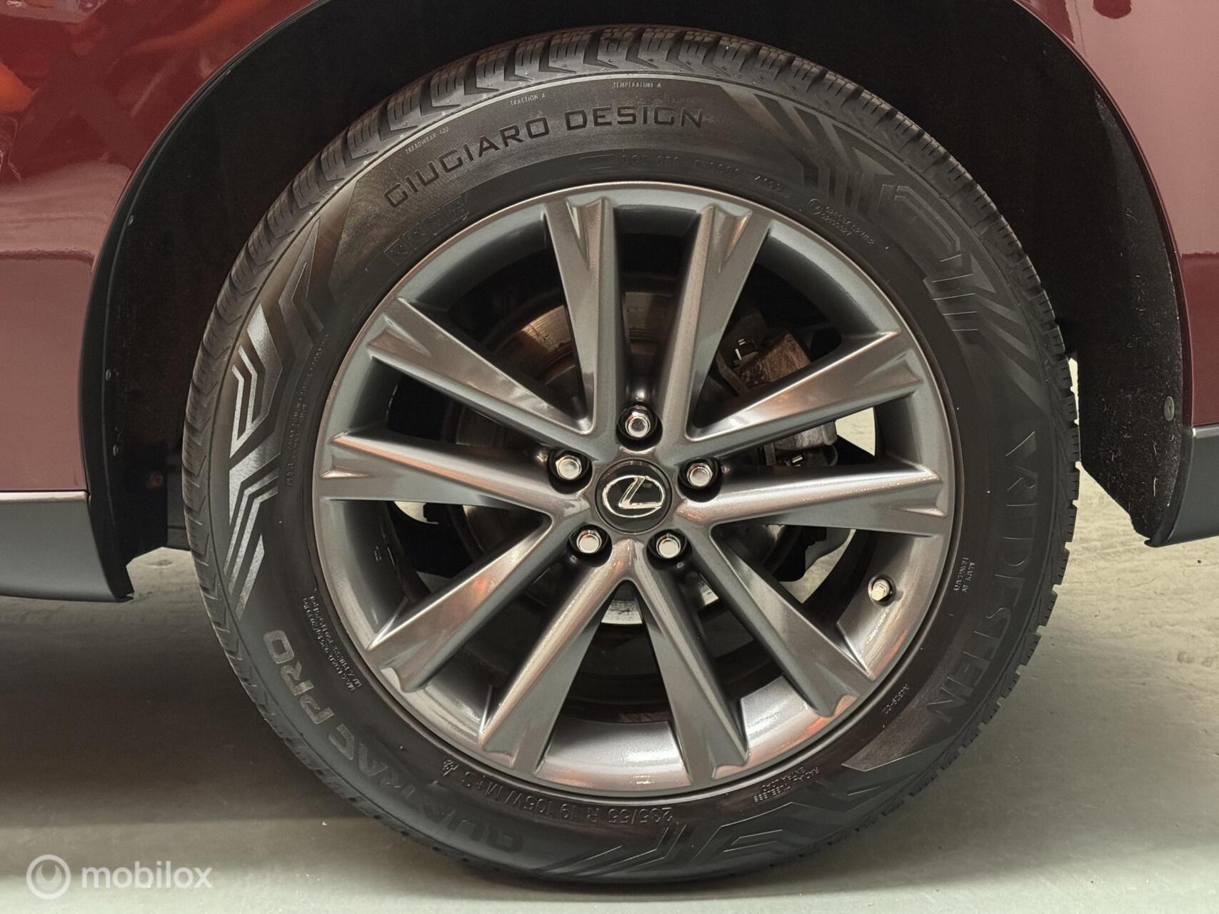 Foto van Lexus Lexus Rx450h