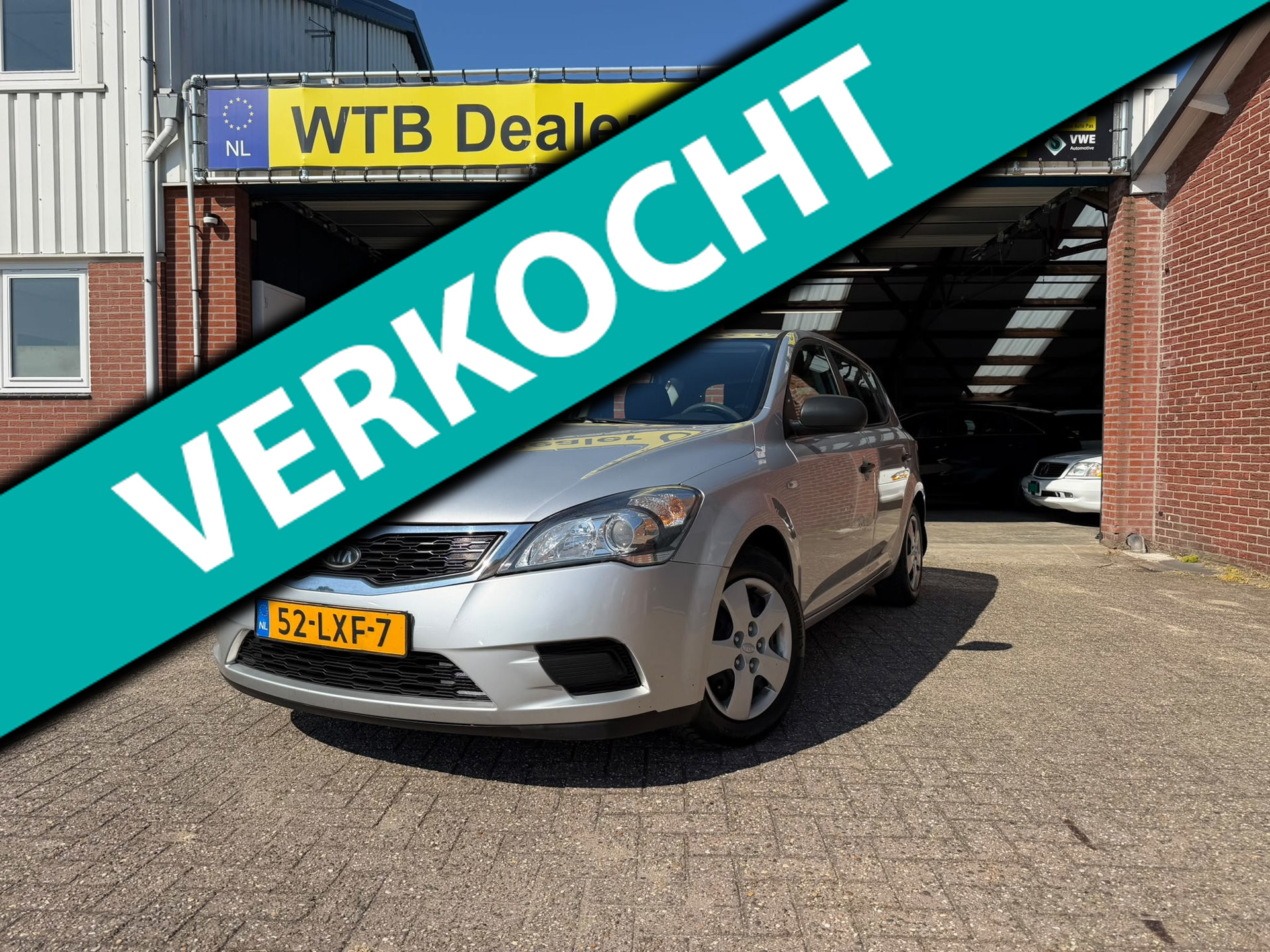 Kia Cee D 1.4 CVVT X-pect, 2e Eig, Airco, Nw. APK, Audio sys. 2012 - voorkant