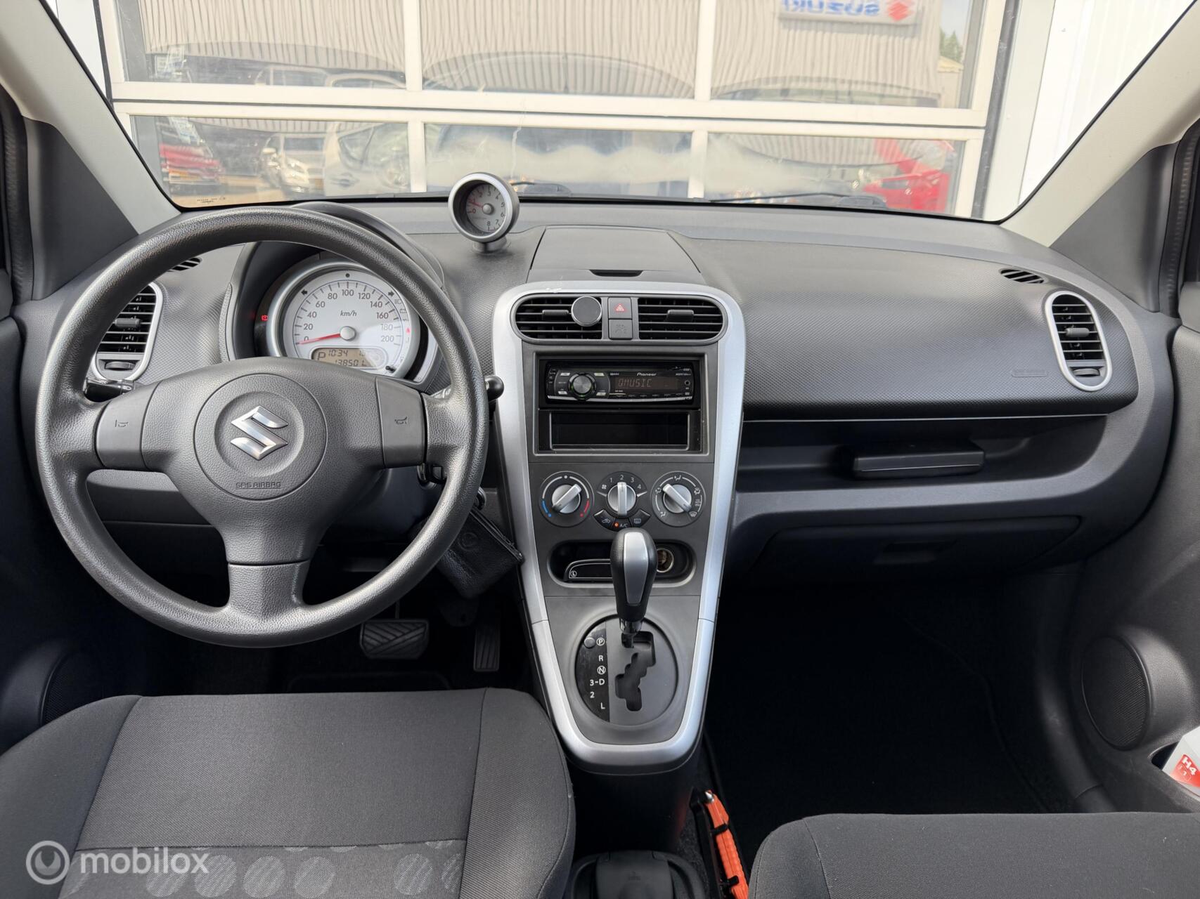 Foto van Suzuki Splash