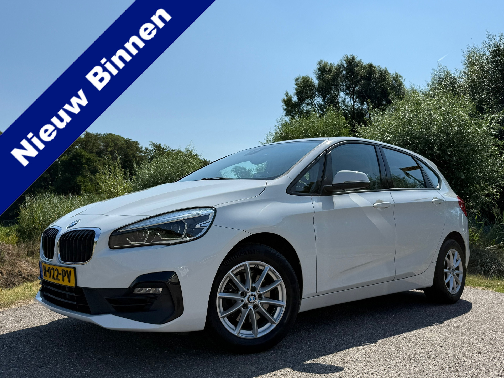 BMW 218i Active Tourer 218i Executive Edition Automaat | Apple CarPlay & Android Auto | Head-Up | Navi | Clima | LED | Cruise | 2020 - voorkant