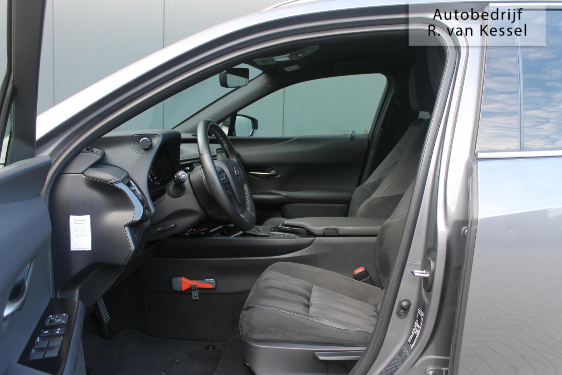 Foto van Lexus Lexus Ux250h