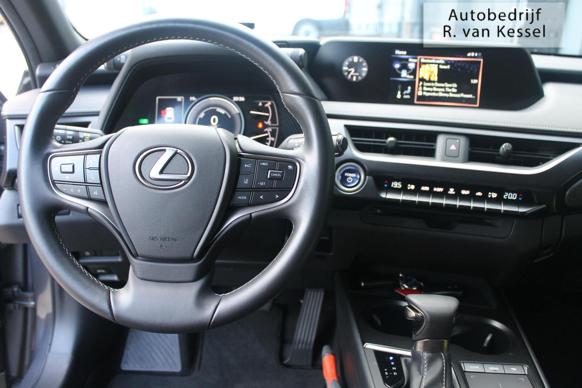 Foto van Lexus Lexus Ux250h