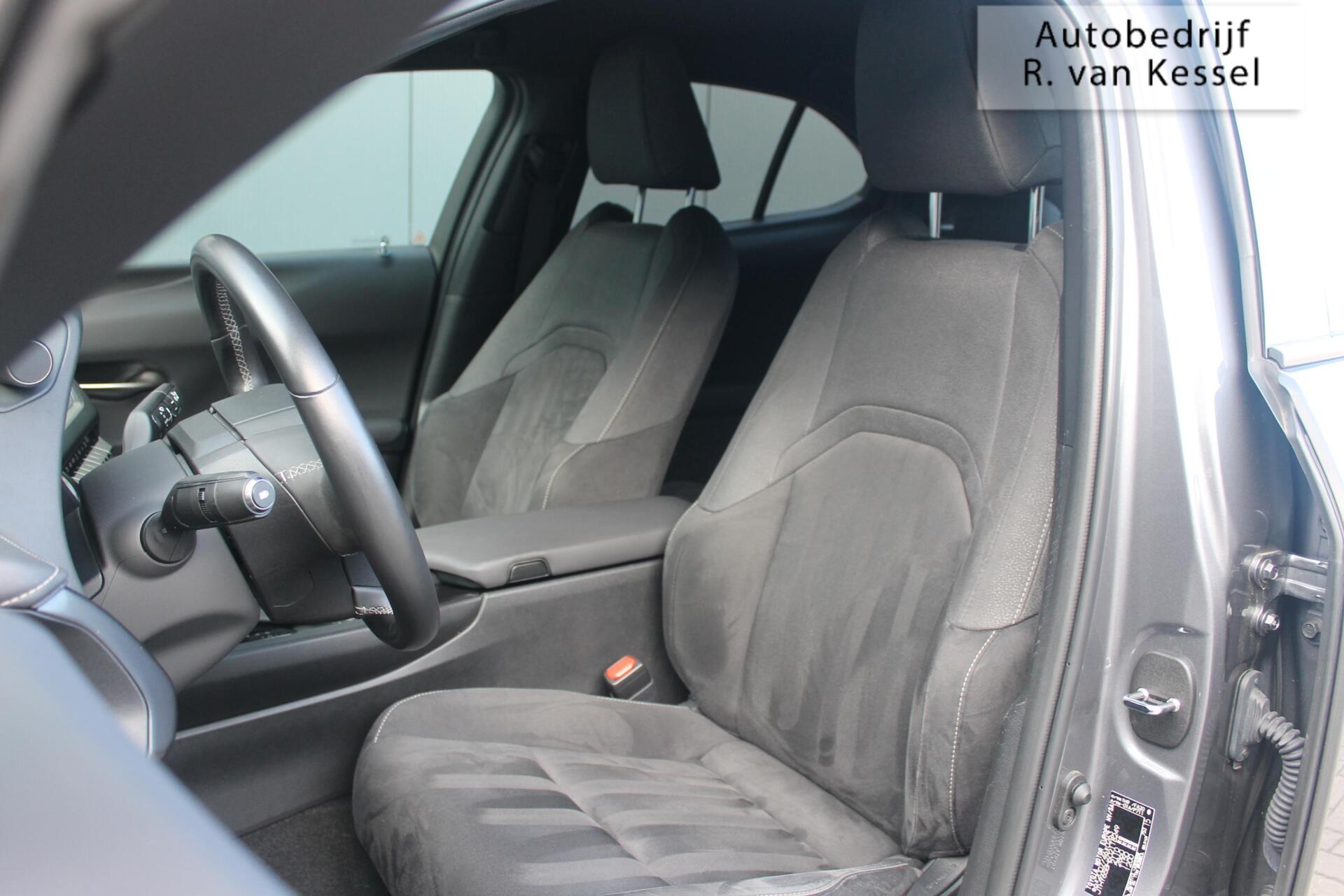 Foto van Lexus Lexus Ux250h