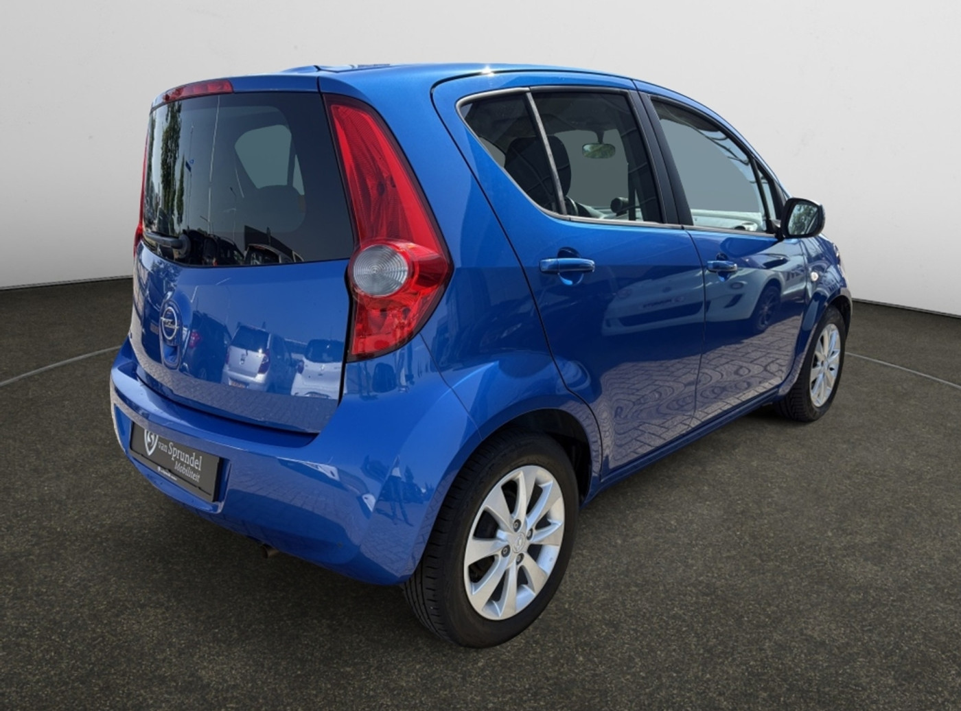 Foto van Opel Agila