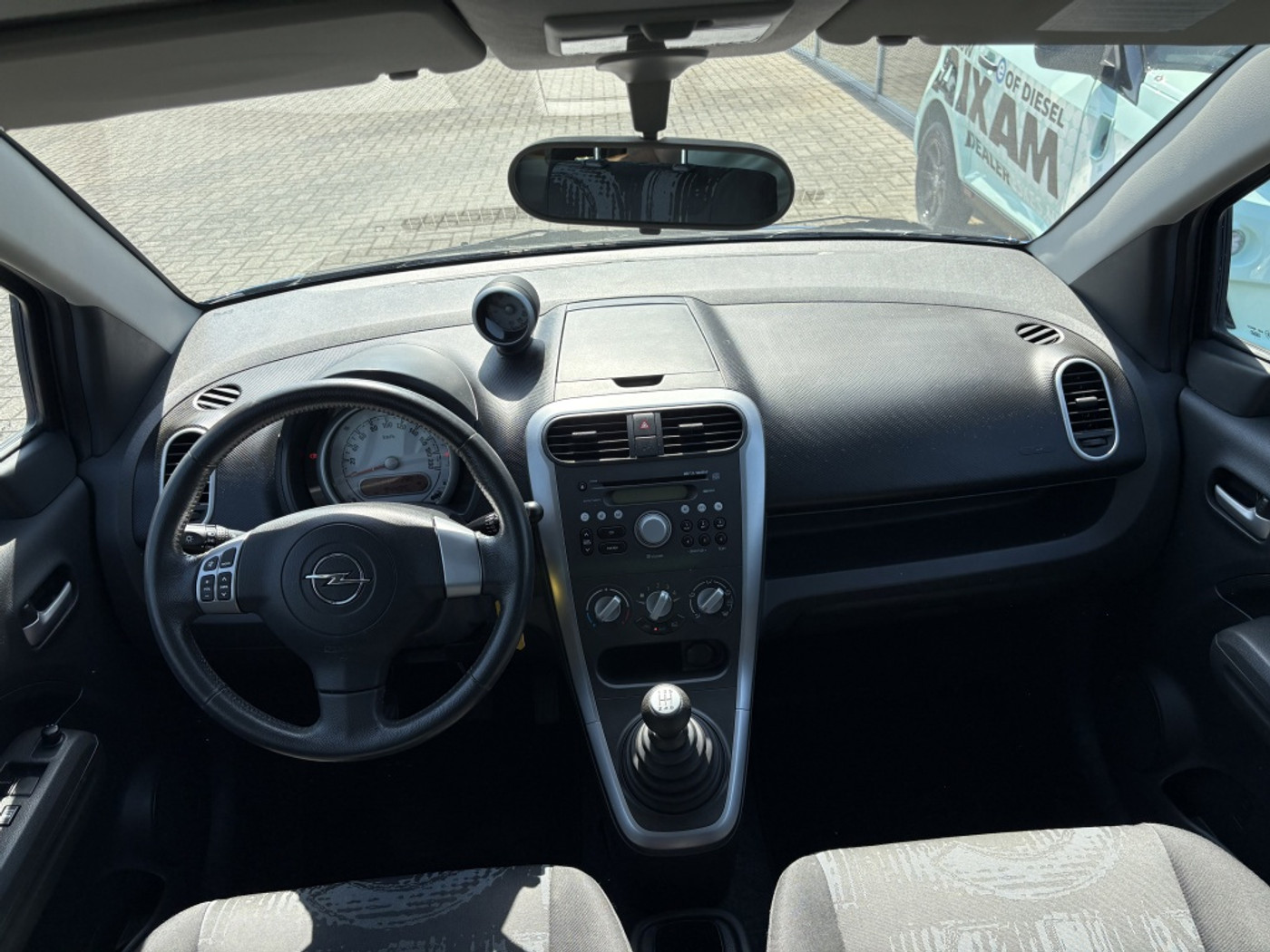 Foto van Opel Agila