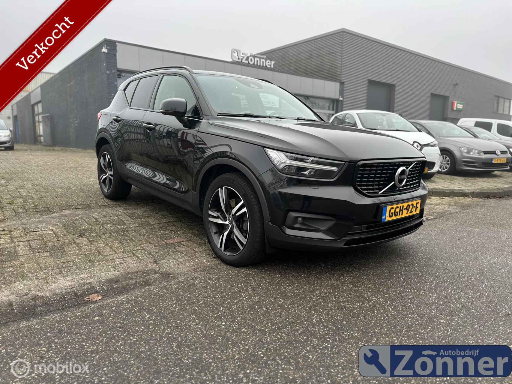 Volvo XC40 2.0 T4 R-Design 2019 - voorkant