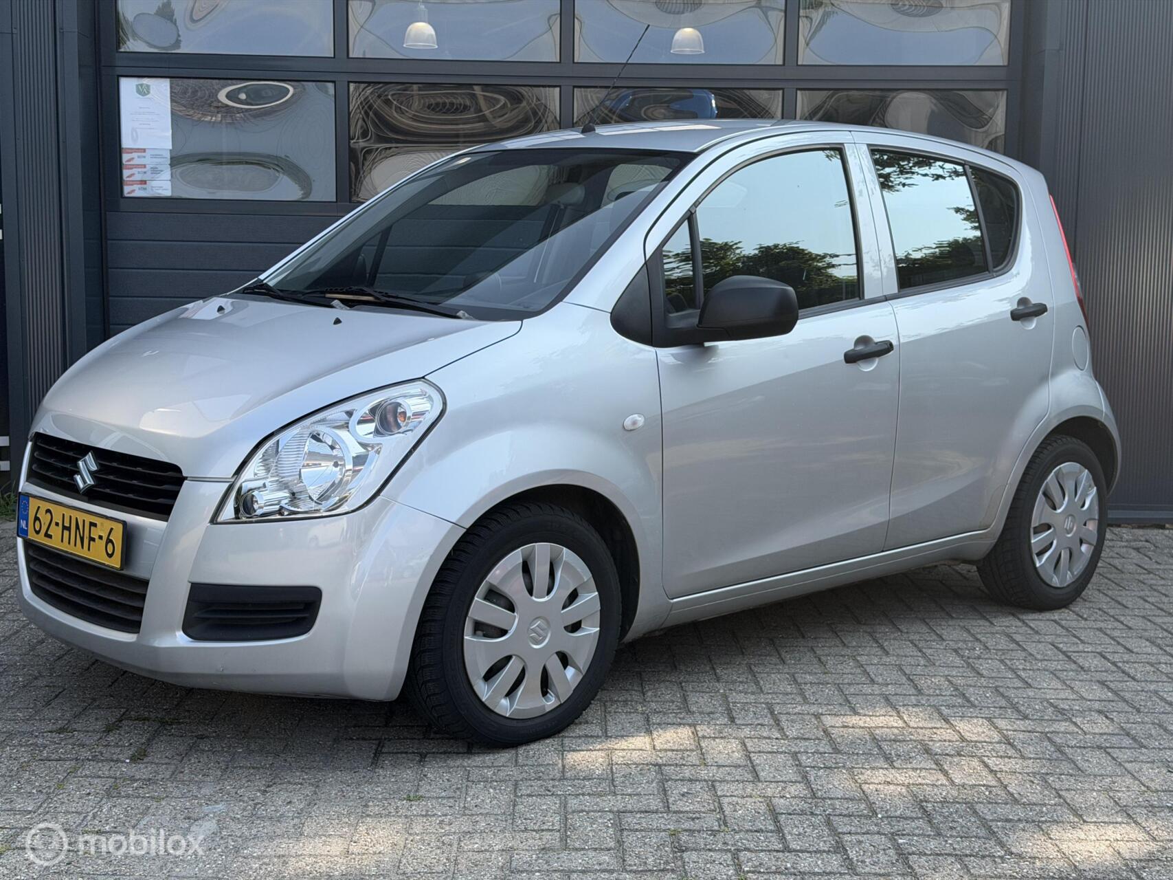 Foto van Suzuki Splash