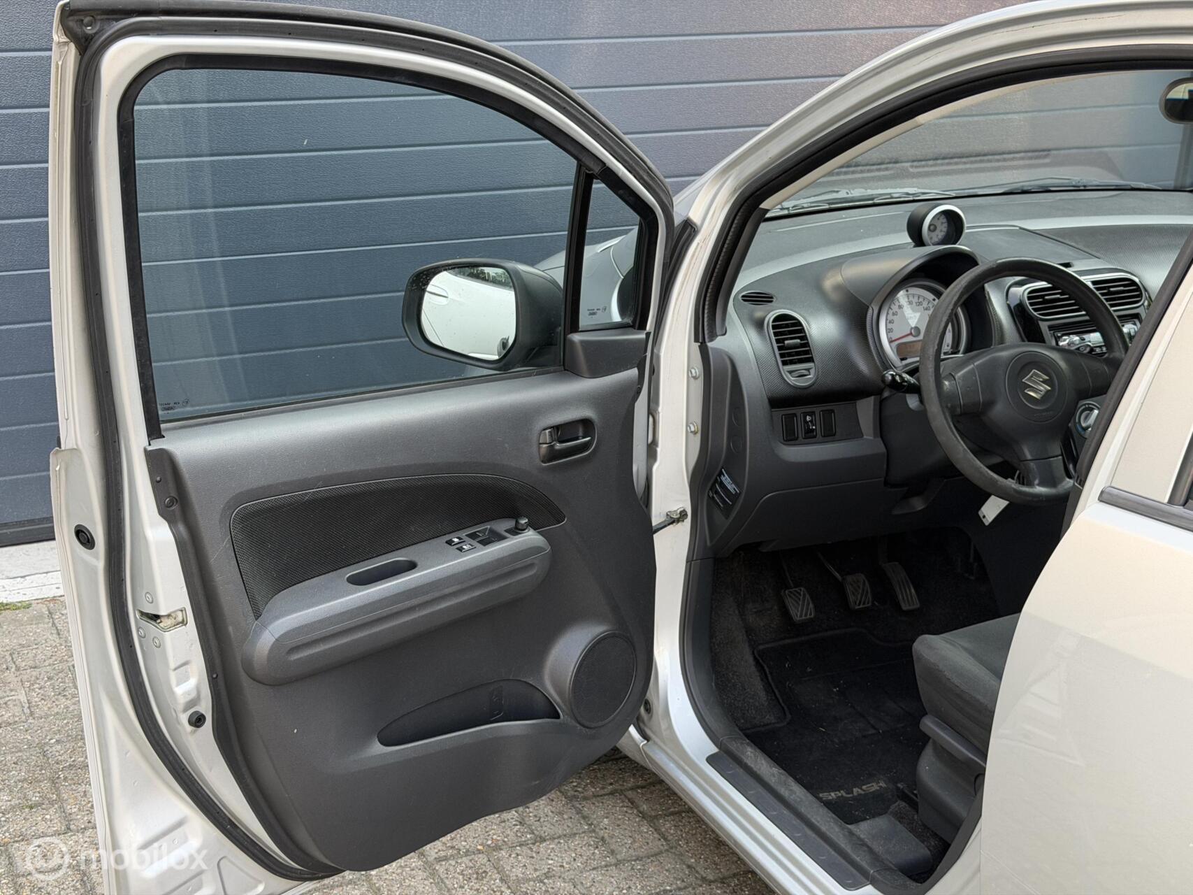 Foto van Suzuki Splash