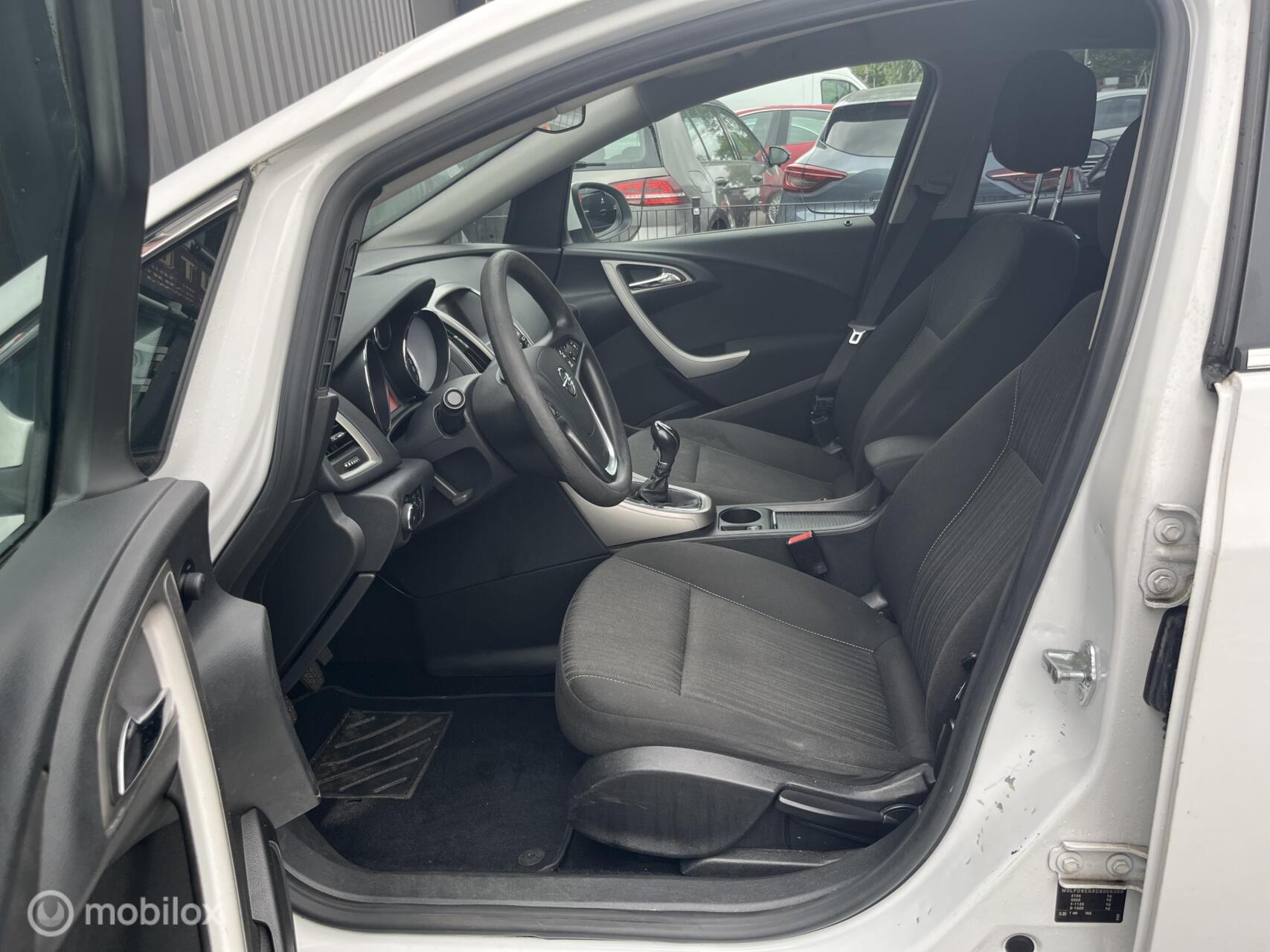 Foto van Opel Astra Sports Tourer