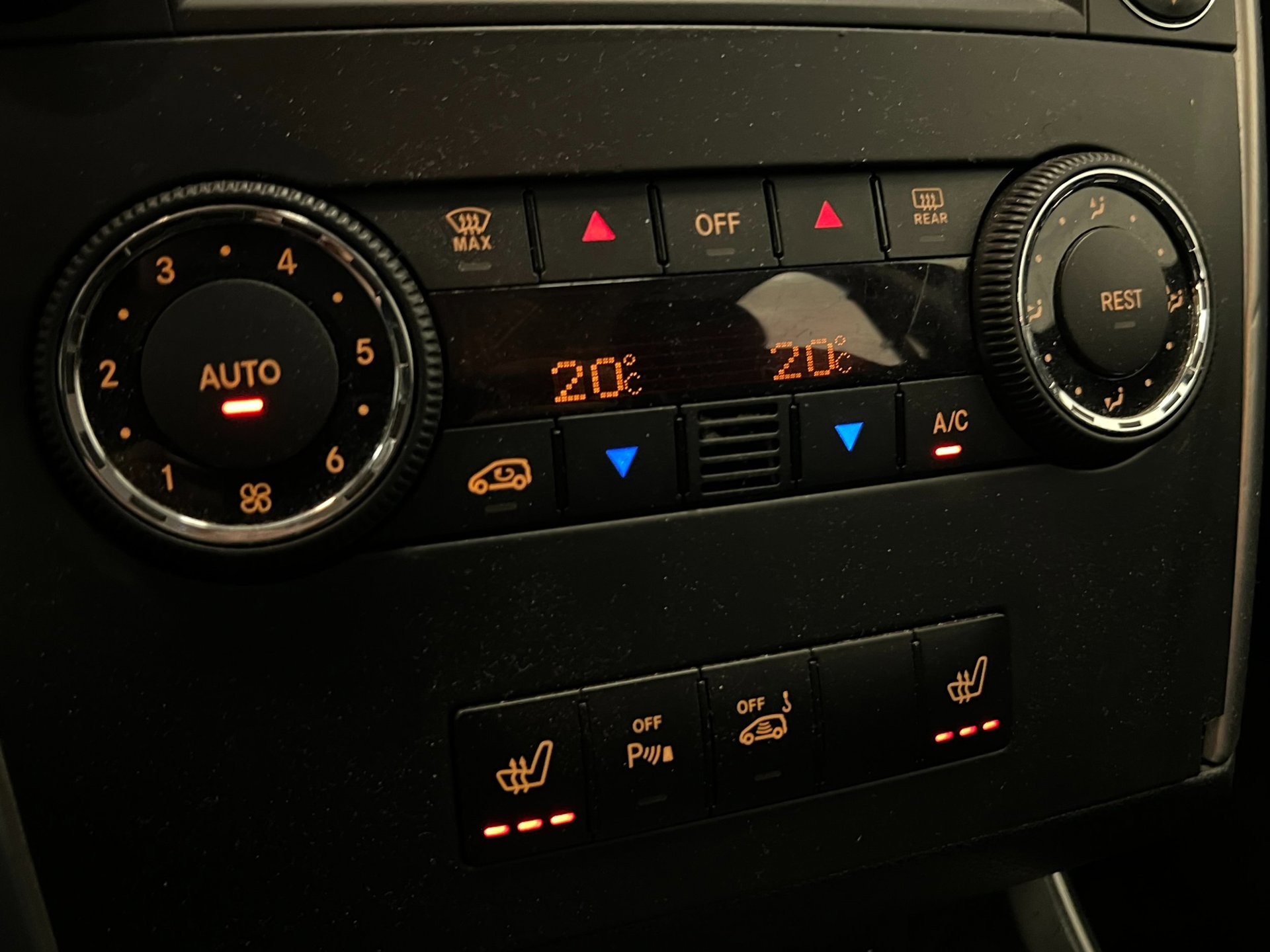 Foto van Mercedes-Benz B 180