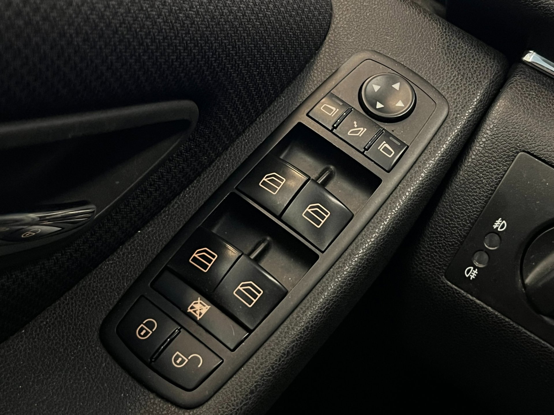 Foto van Mercedes-Benz B 180