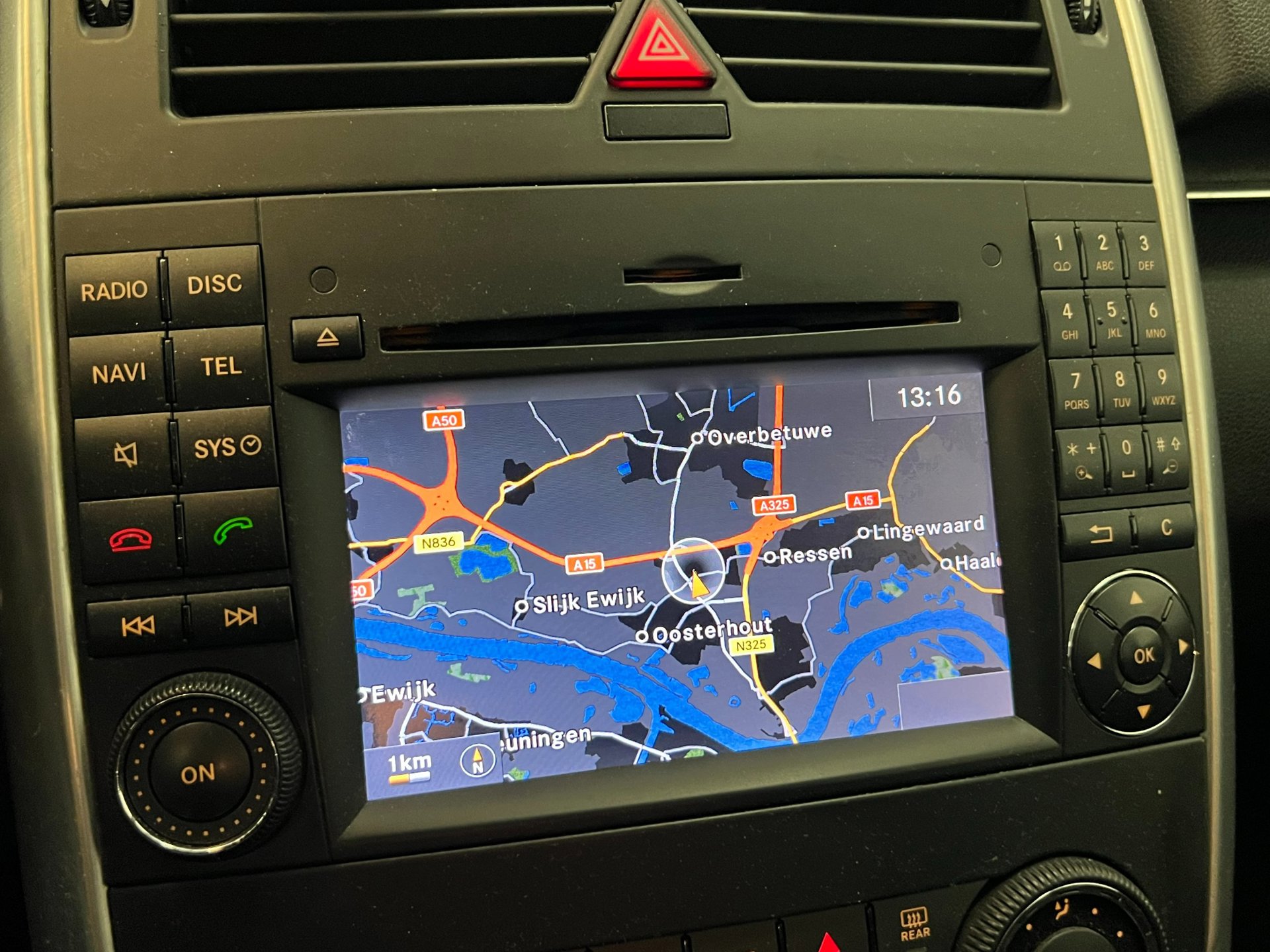 Foto van Mercedes-Benz B 180