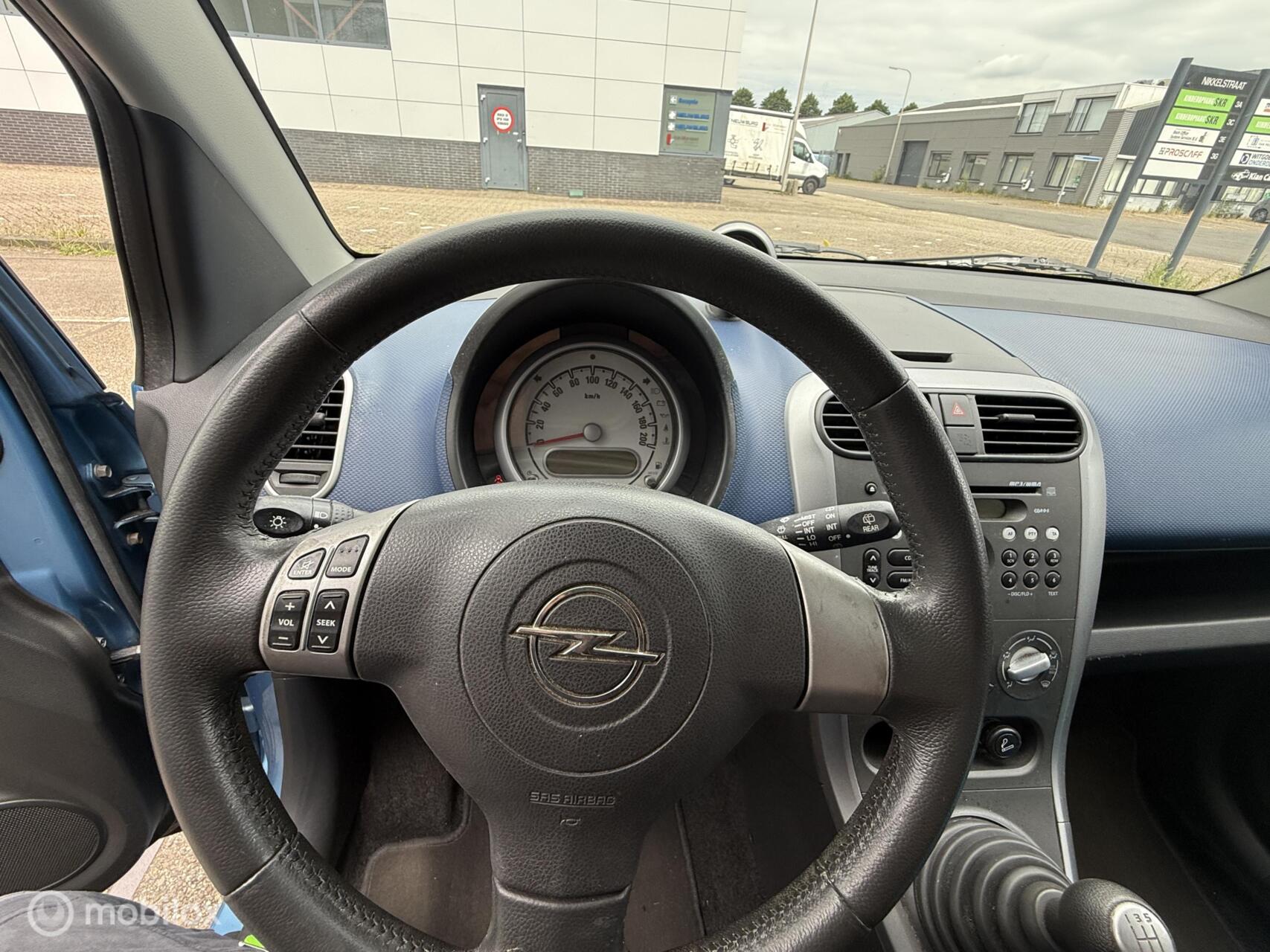 Foto van Opel Agila