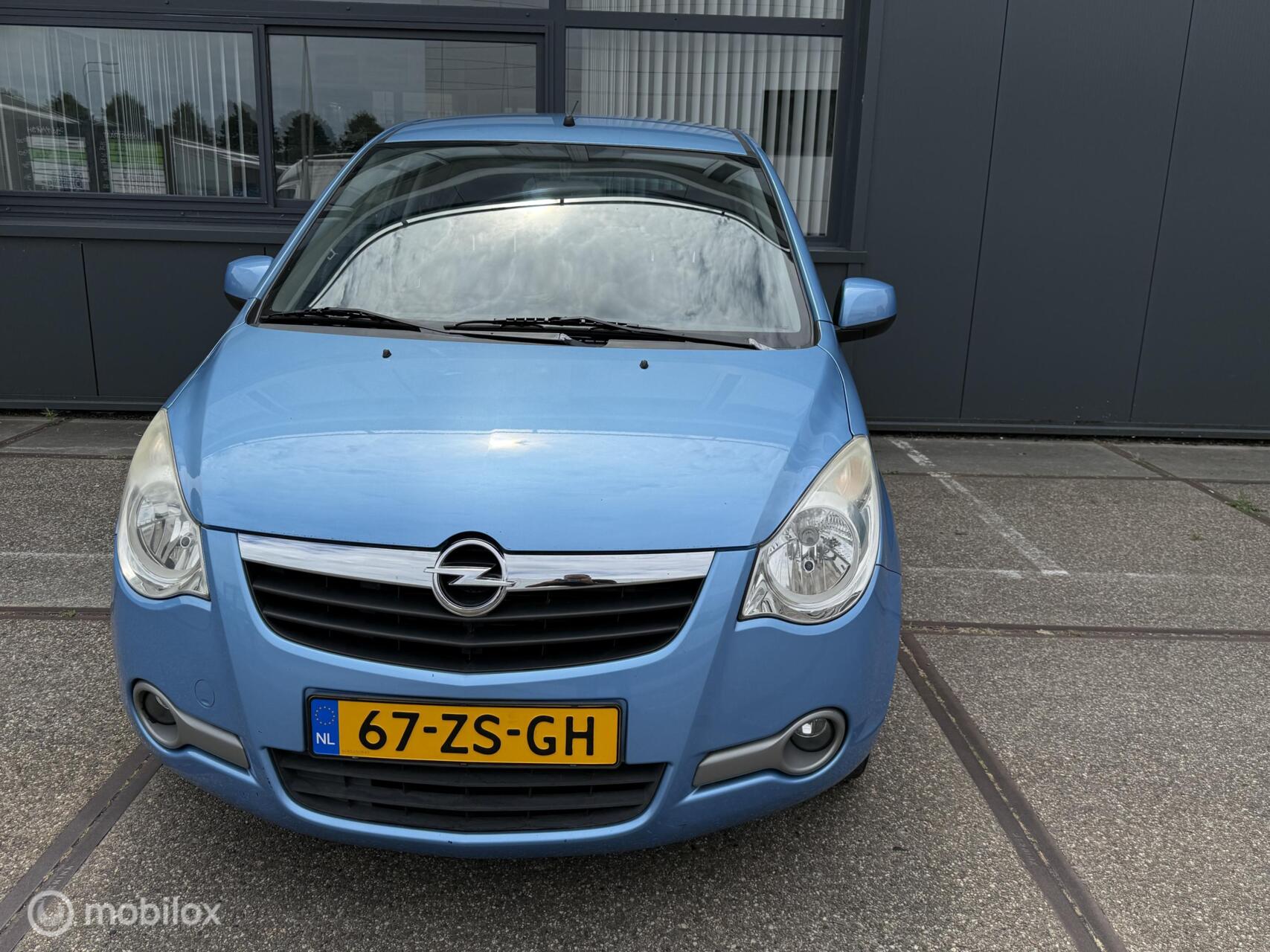 Foto van Opel Agila