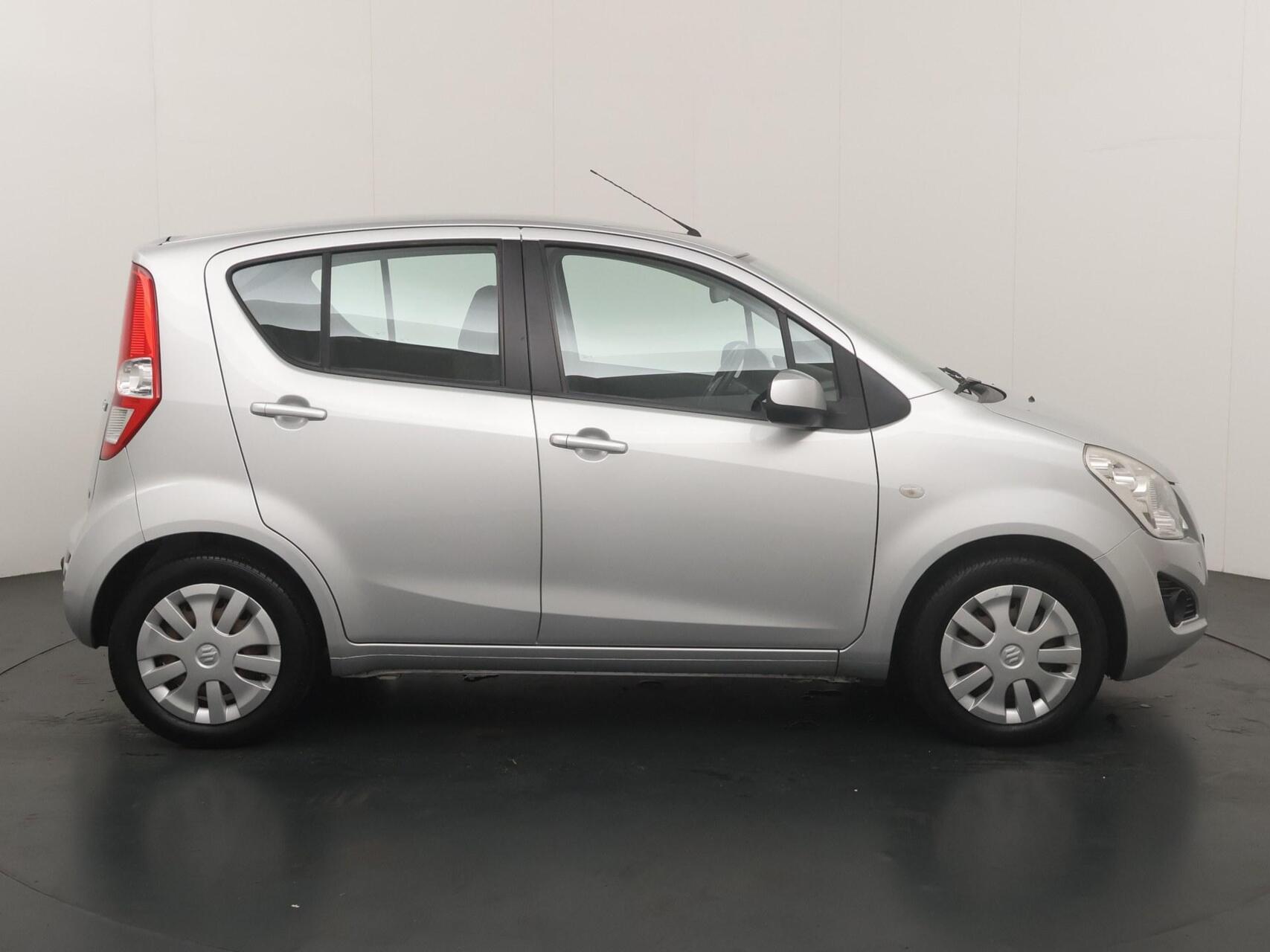 Foto van Suzuki Splash