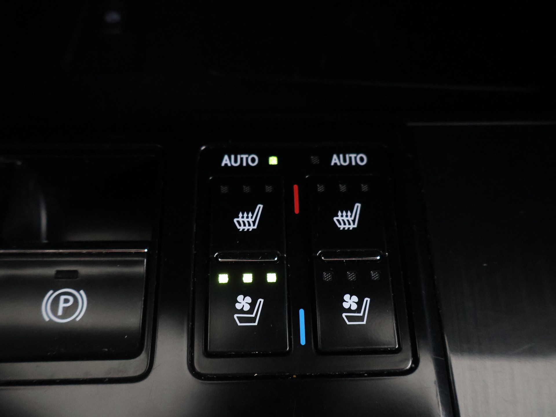 Foto van Lexus Lexus Rx450h