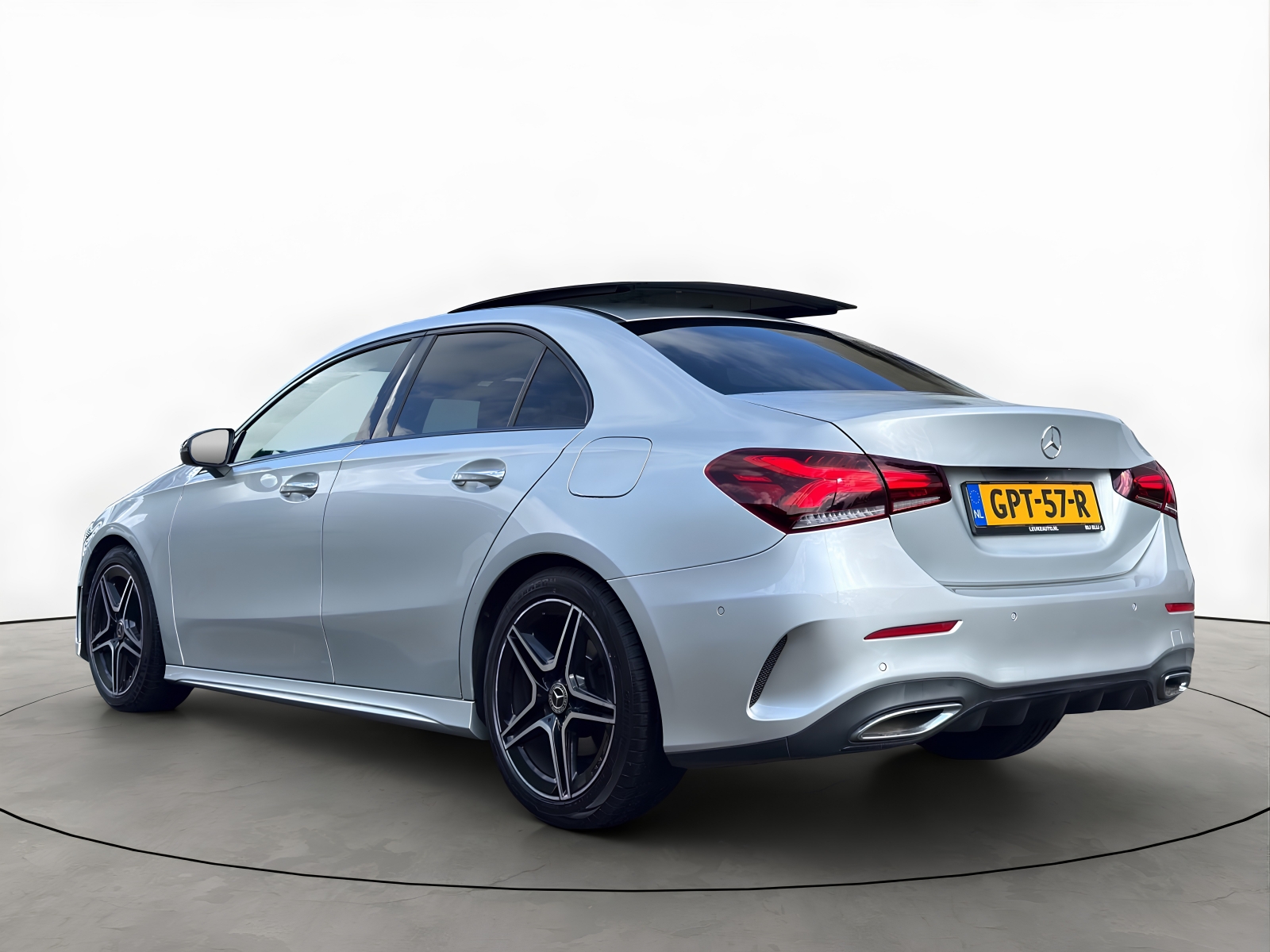 Foto van Mercedes-Benz A 200