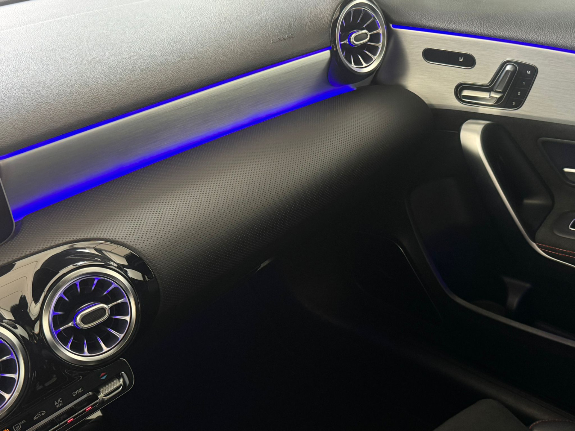 Foto van Mercedes-Benz A 200