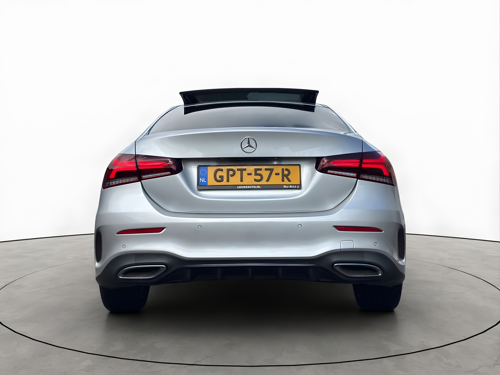 Foto van Mercedes-Benz A 200
