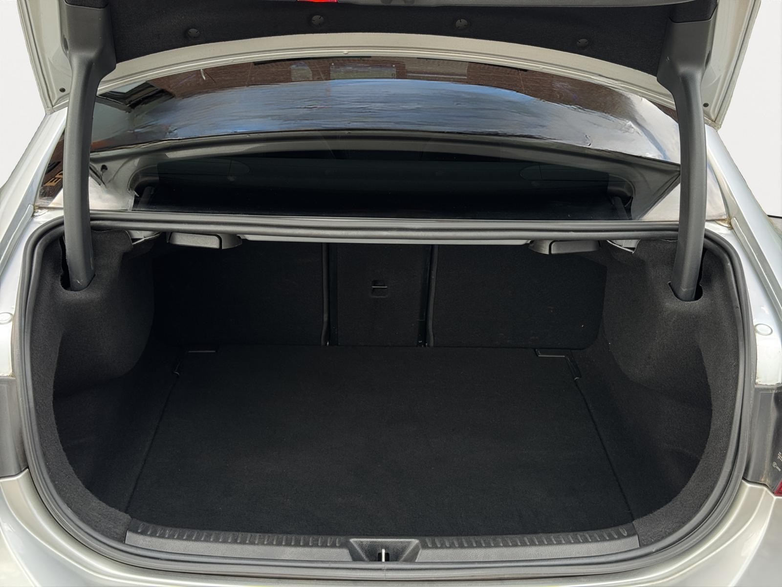Foto van Mercedes-Benz A 200
