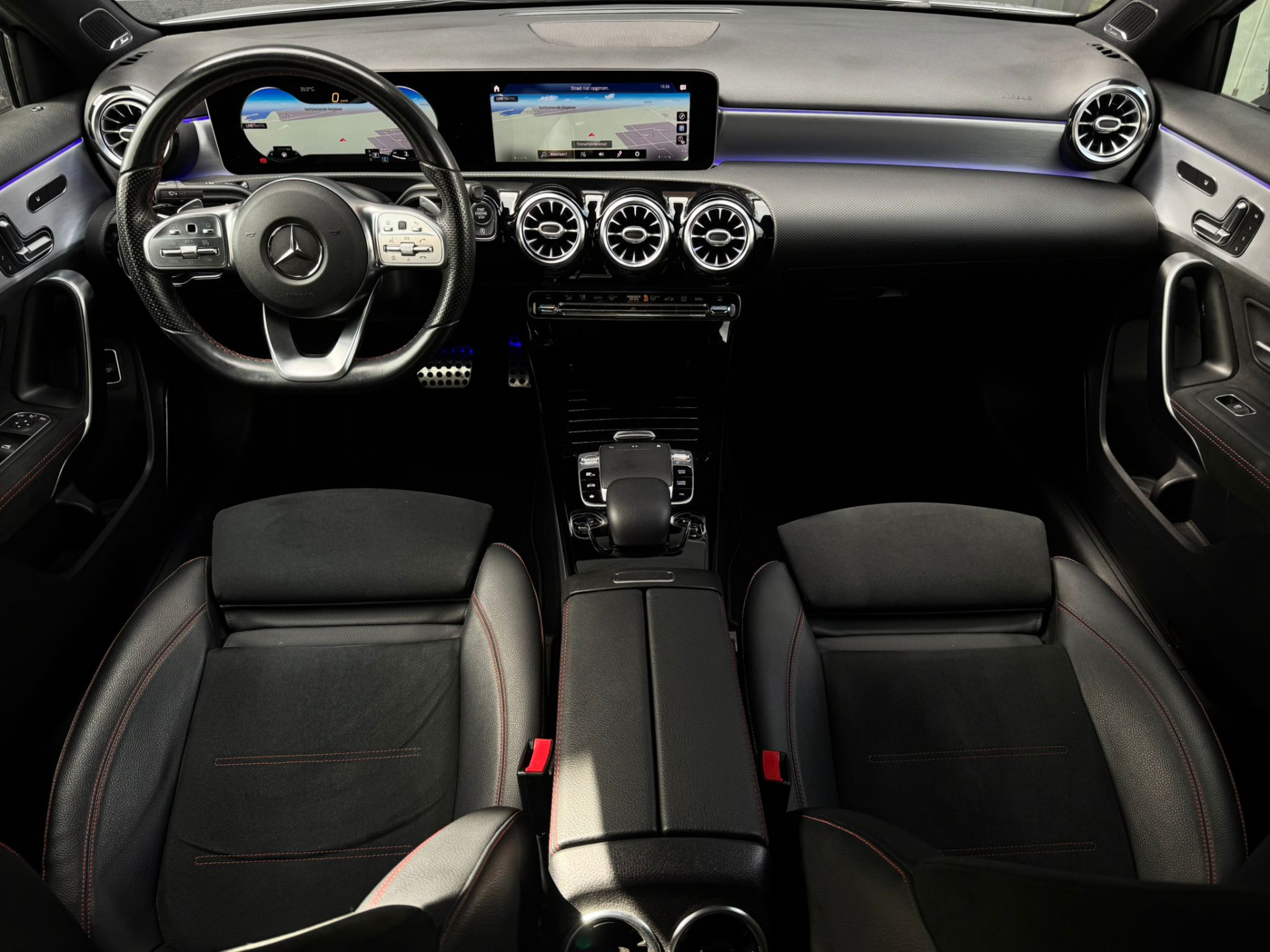 Foto van Mercedes-Benz A 200