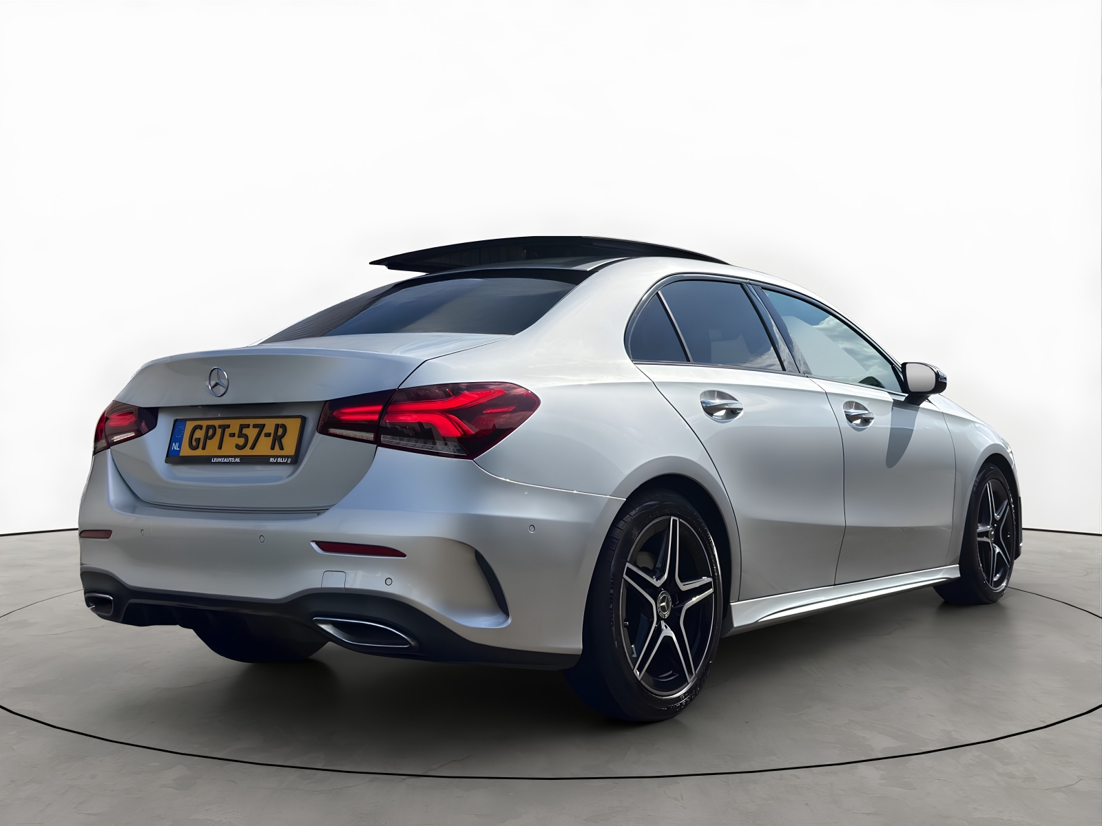 Foto van Mercedes-Benz A 200