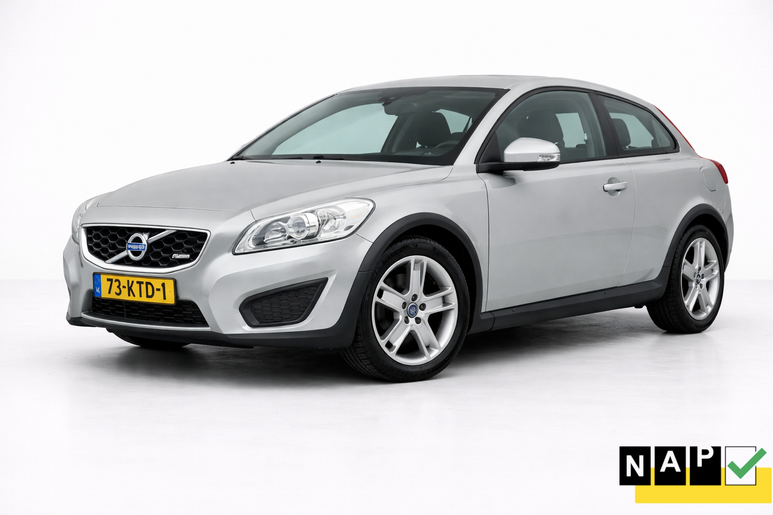 Volvo C30 1.6 Airco - Cruise NIEUWE koppeling + distributie 2010 - voorkant
