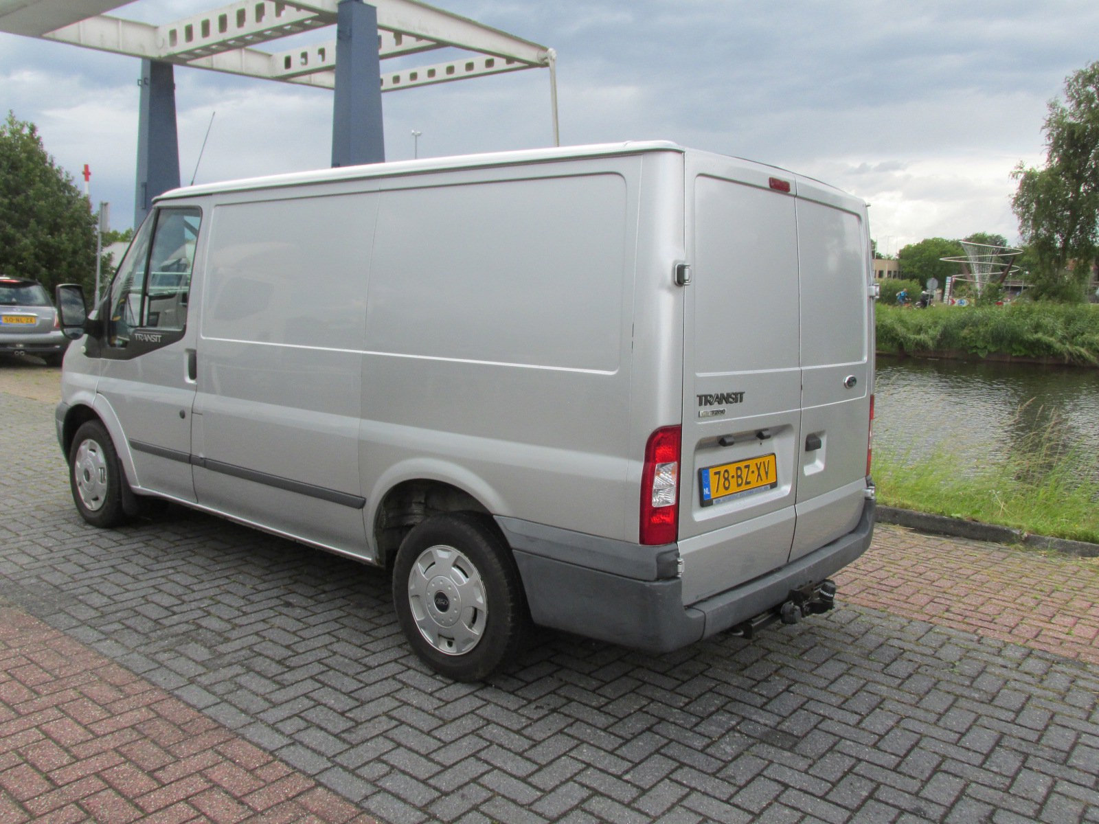Foto van Ford Transit 260s FD Van 110 LR 4.23
