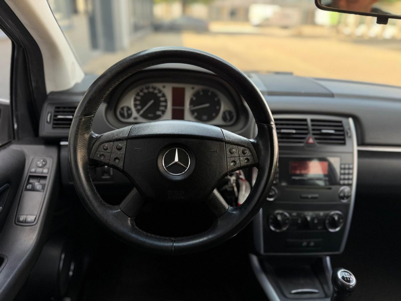 Foto van Mercedes-Benz B 170