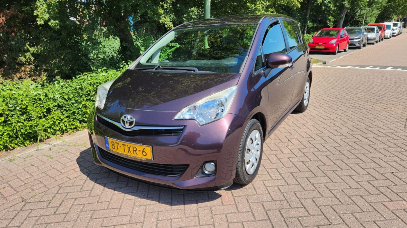 Foto van Toyota Toyota Verso-s