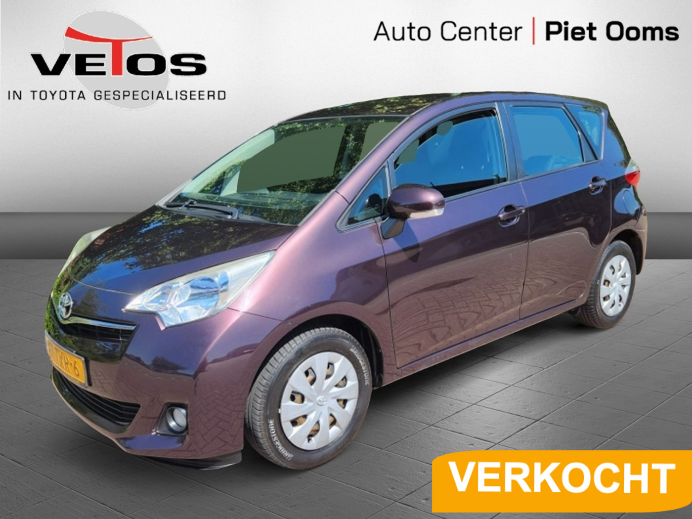 Toyota Toyota Verso-s 1.3 VVT-i Aspiration 2012 - voorkant