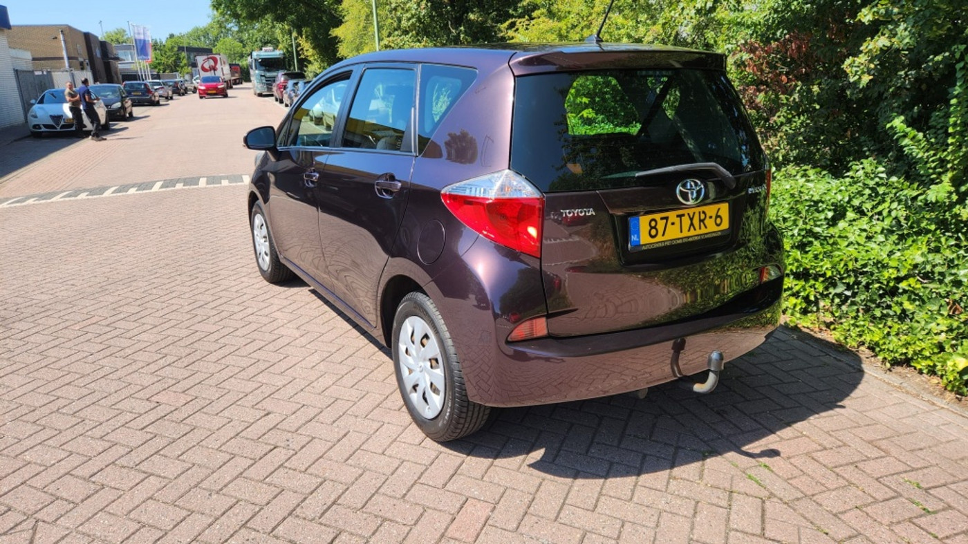 Foto van Toyota Toyota Verso-s