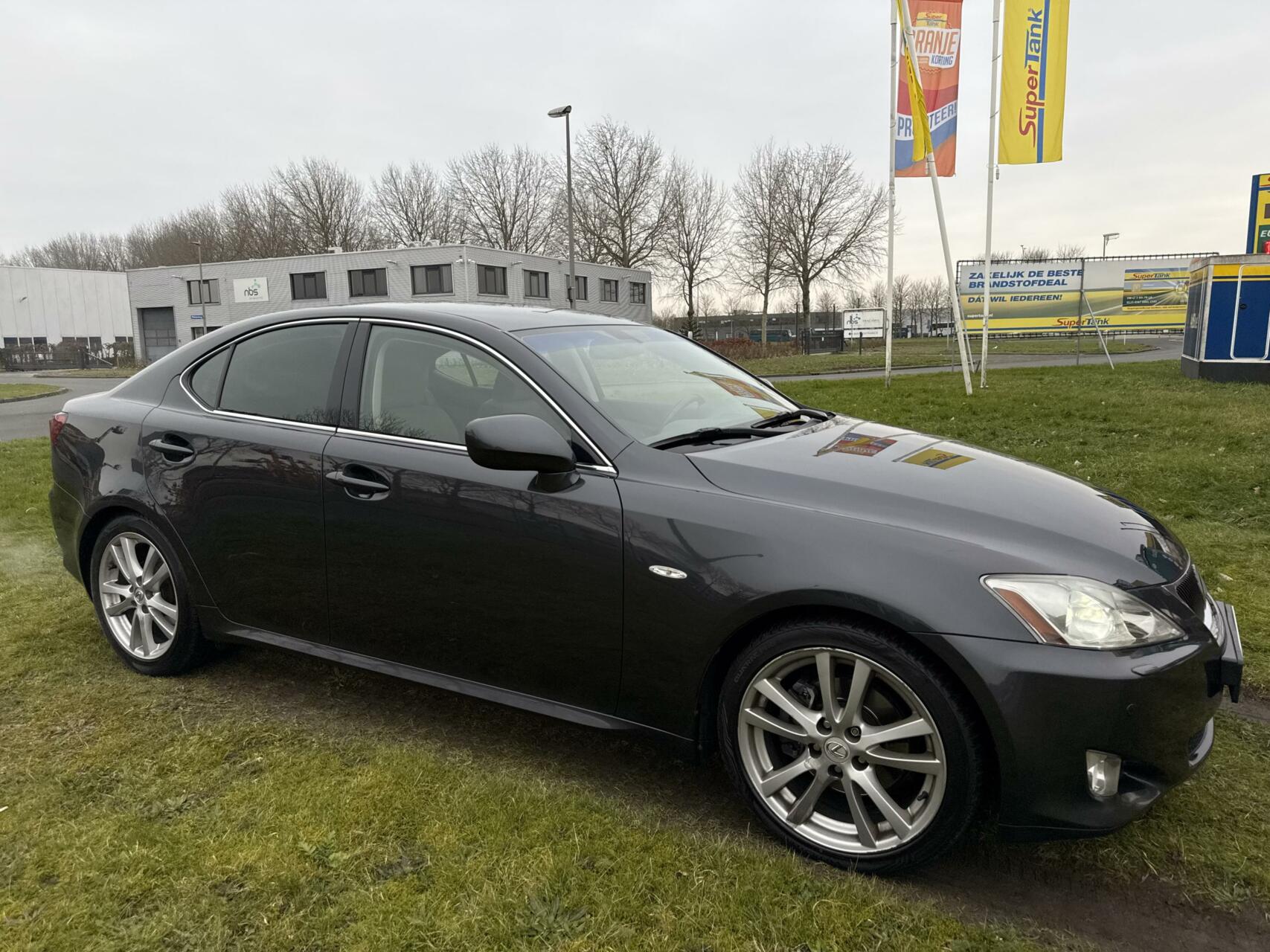 Foto van Lexus Is
