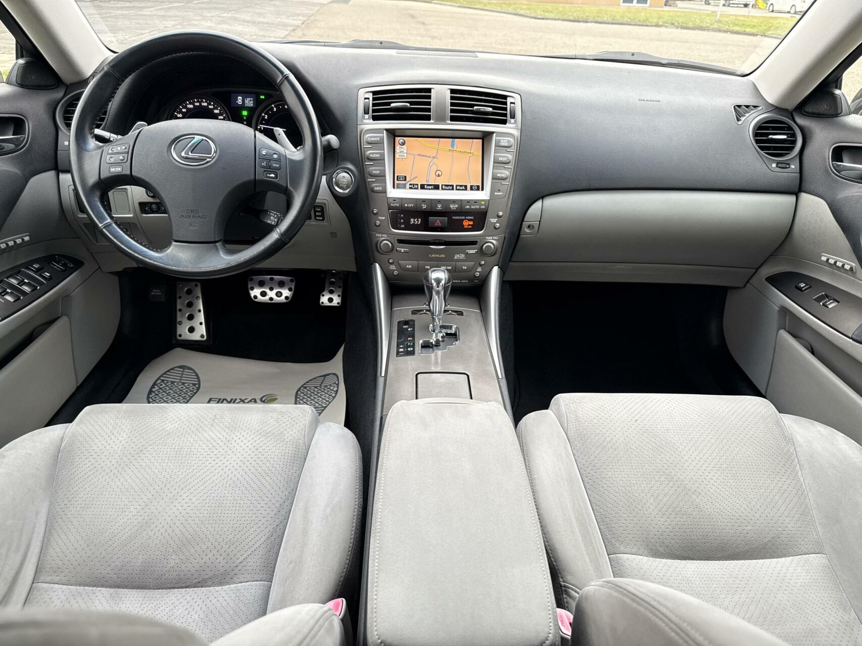 Foto van Lexus Is