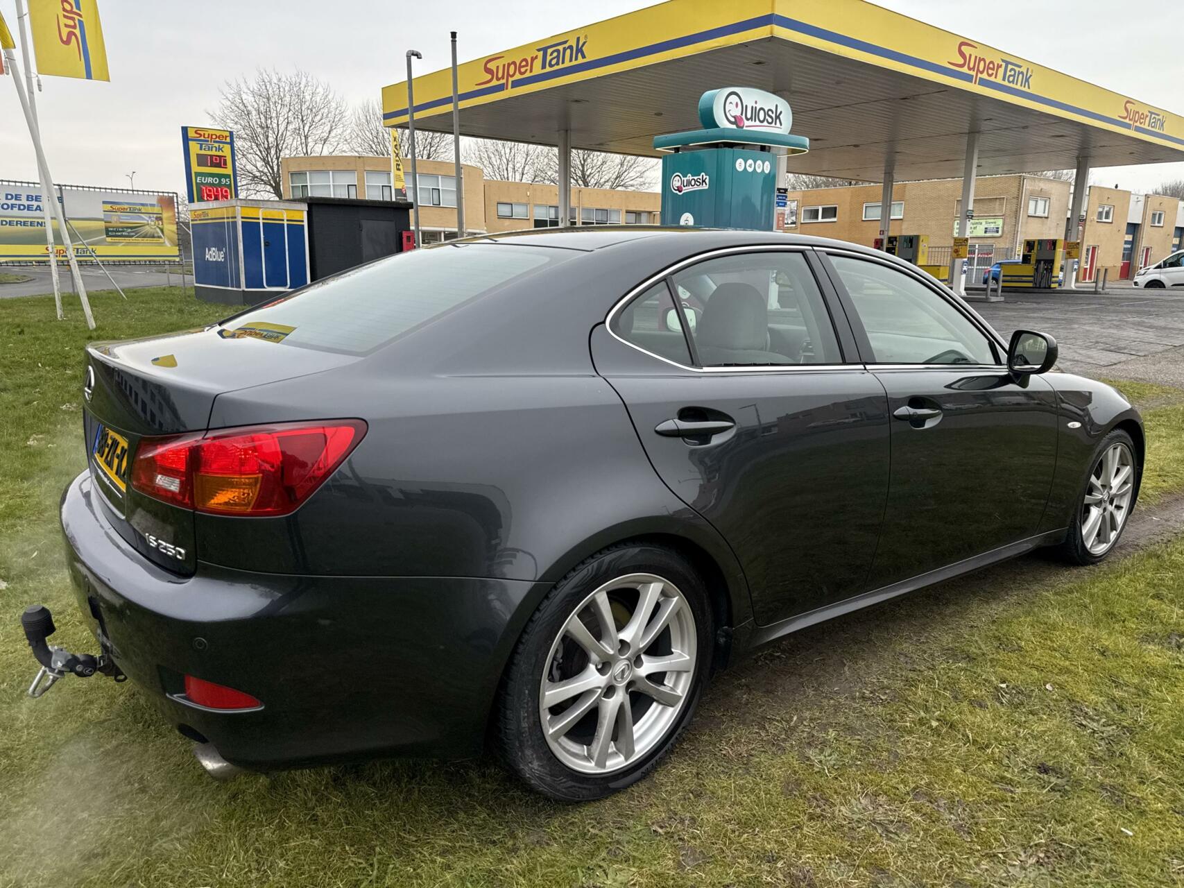 Foto van Lexus Is