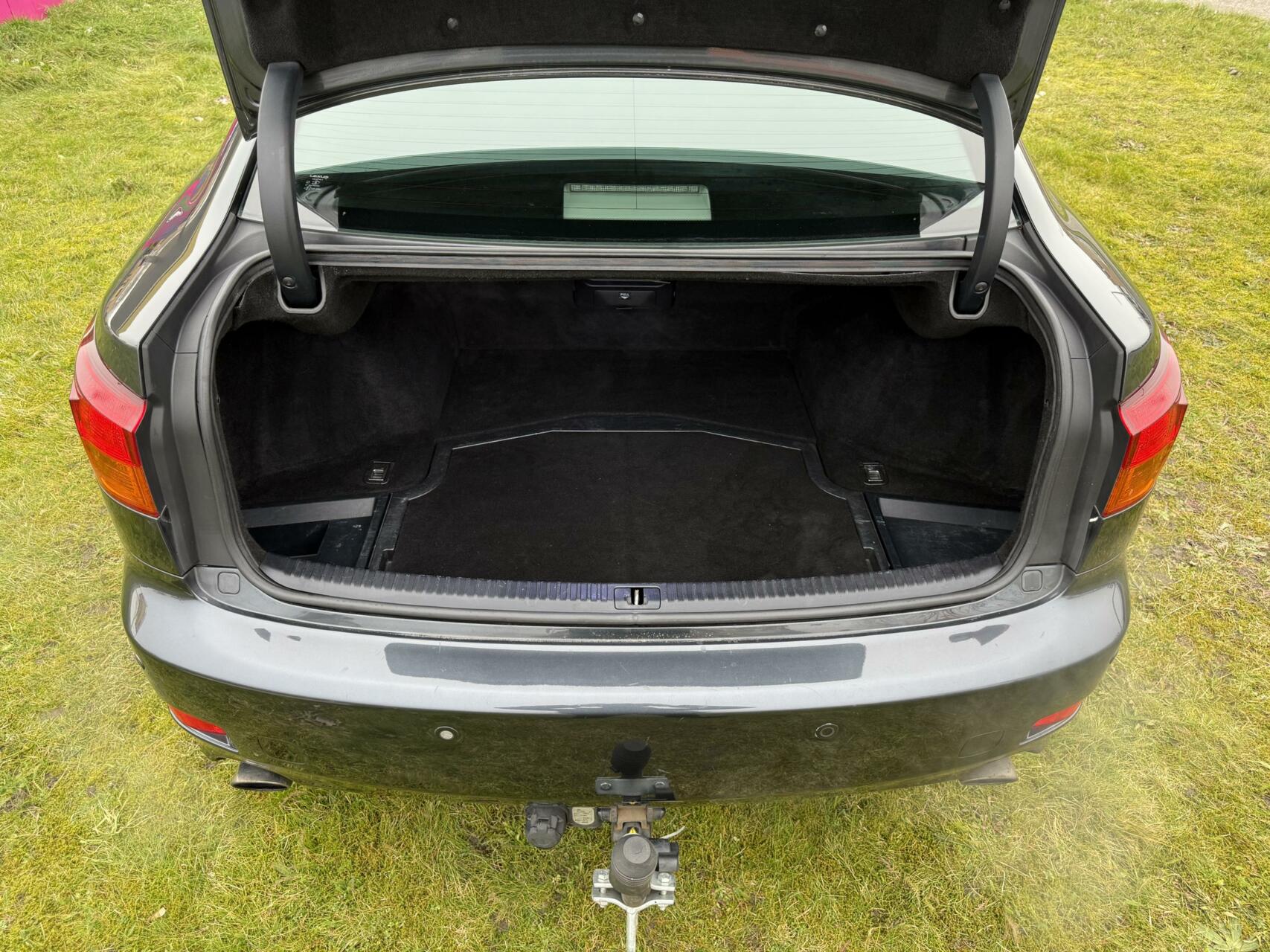 Foto van Lexus Is