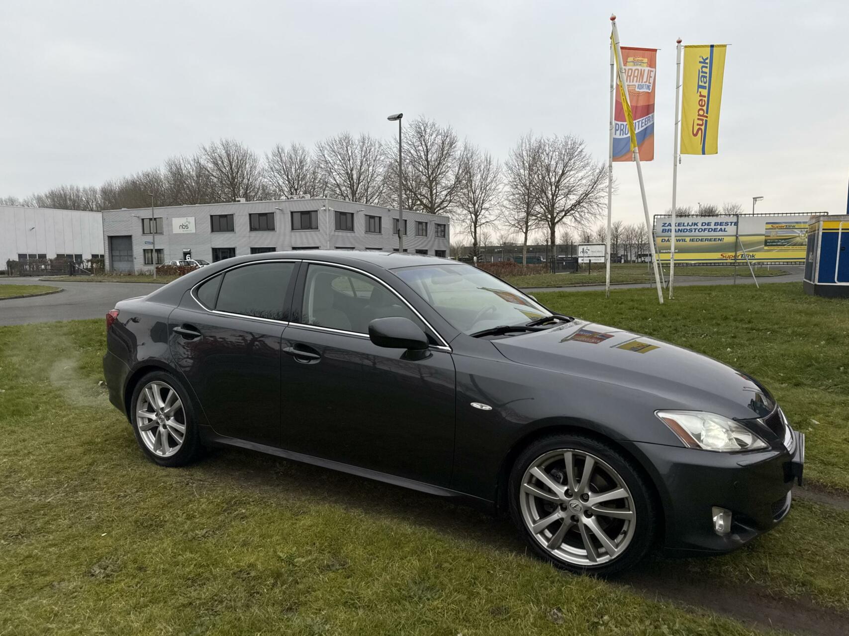 Foto van Lexus Is