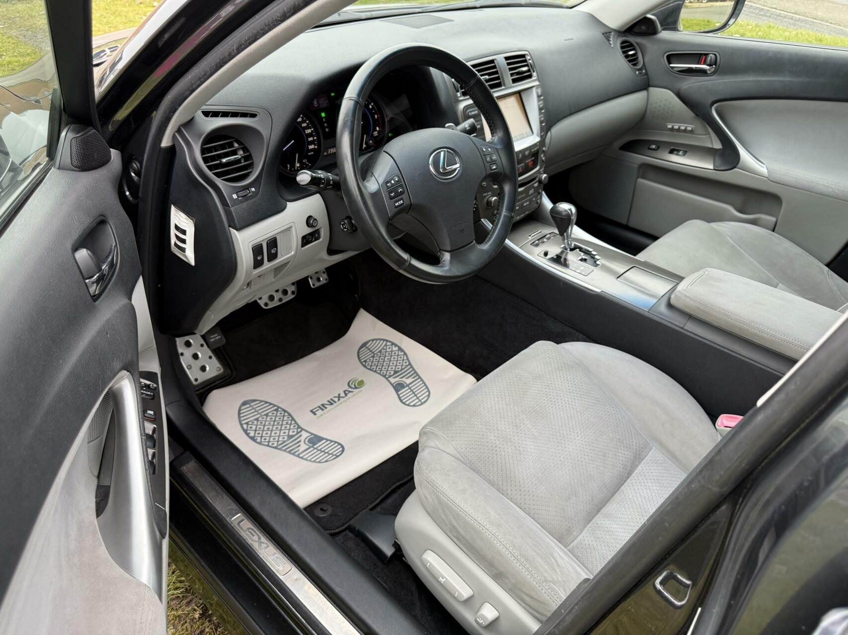 Foto van Lexus Is