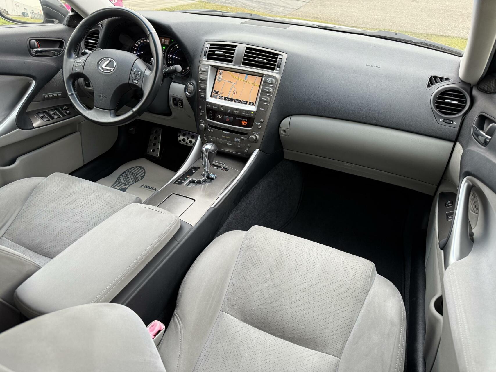Foto van Lexus Is
