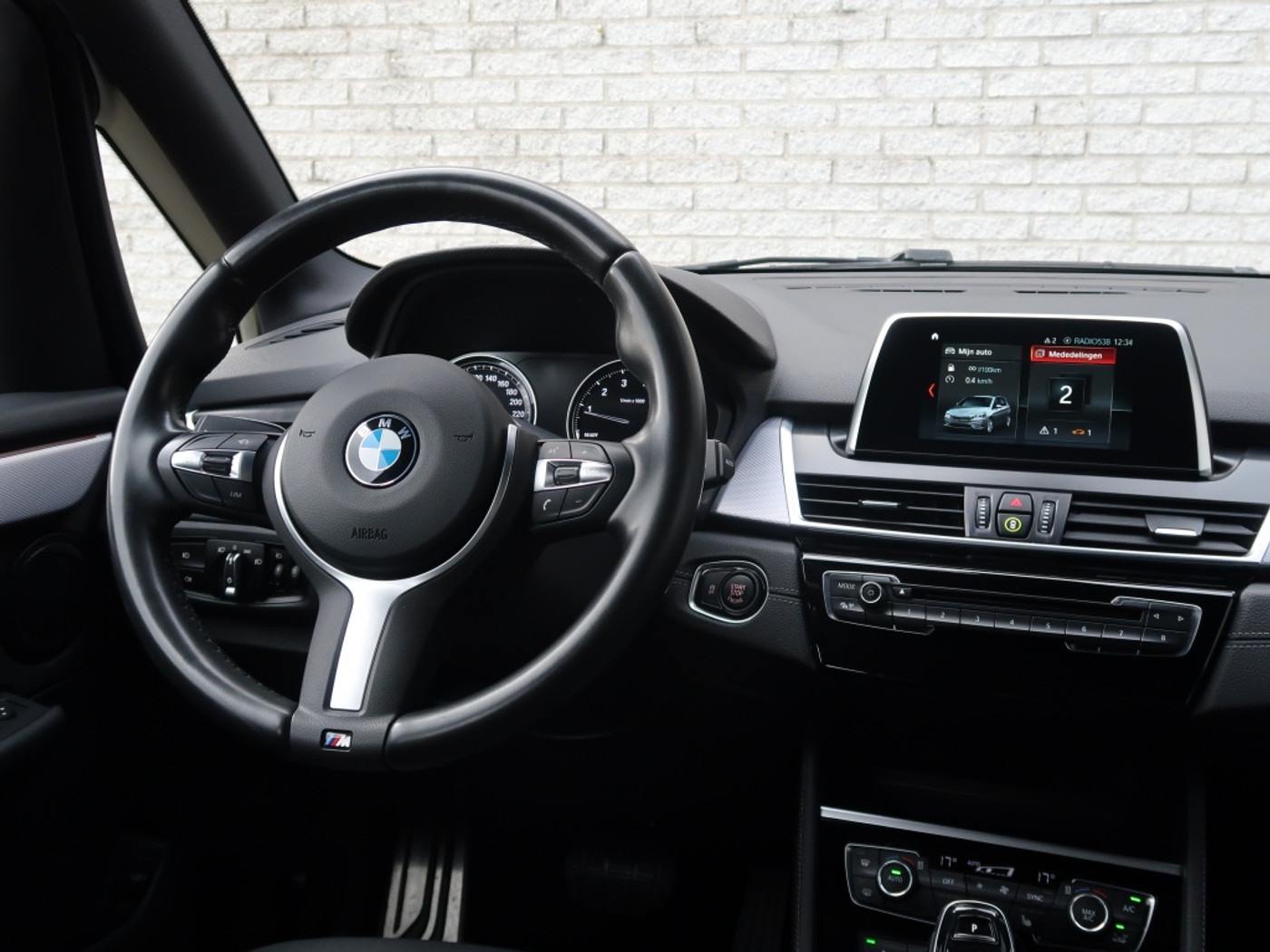 Foto van BMW 220i Active Tourer
