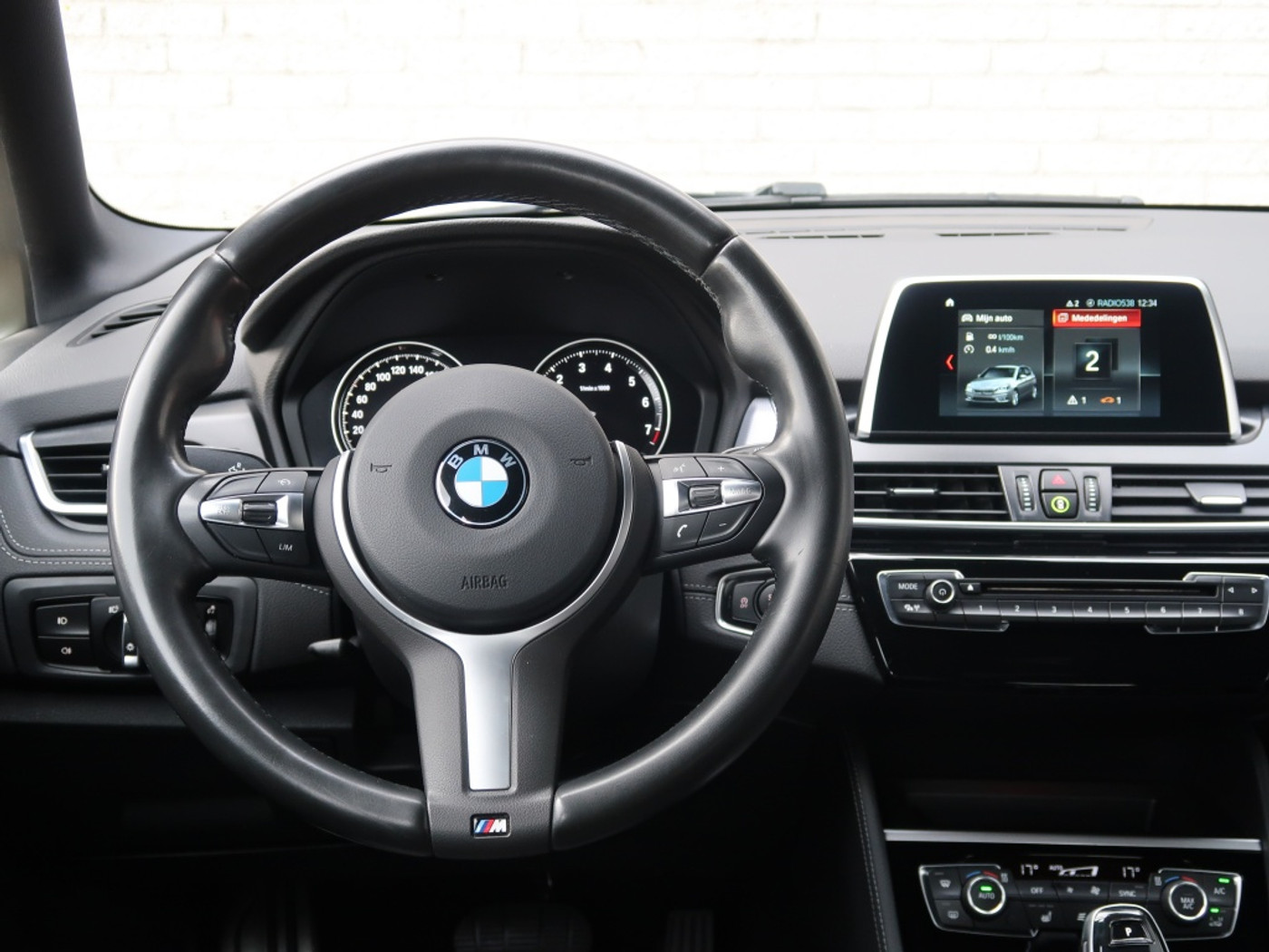 Foto van BMW 220i Active Tourer