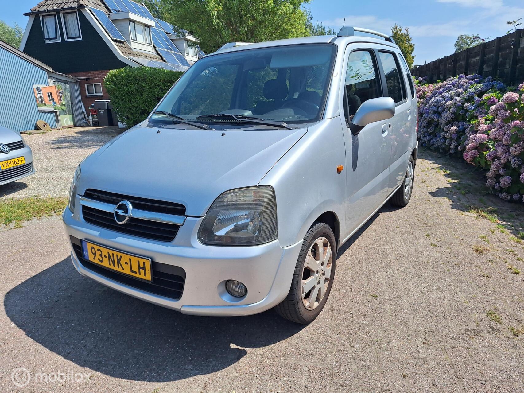Foto van Opel Agila