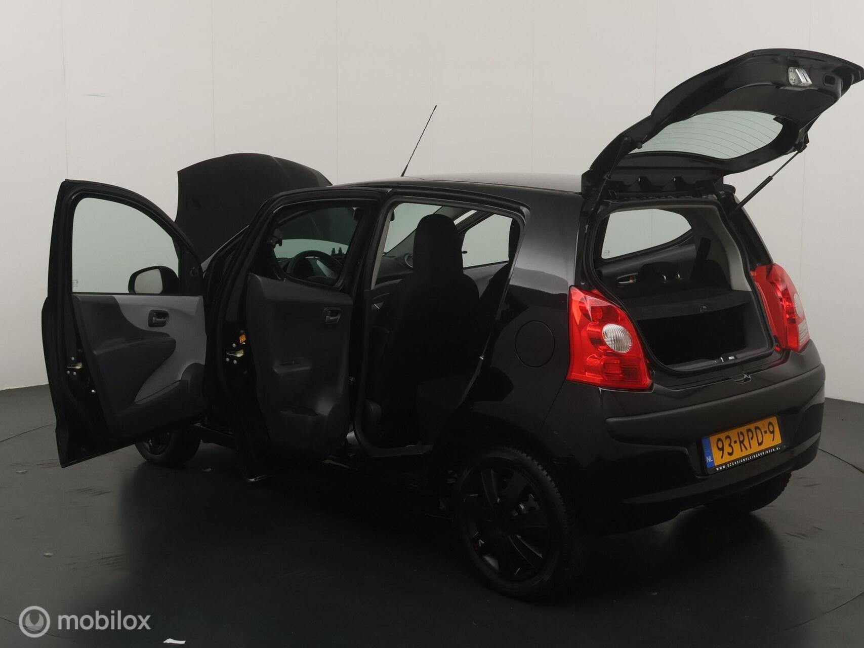 Foto van Nissan Nissan Pixo